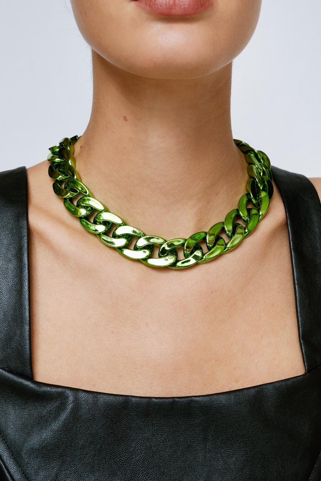 Green Smooth Chain Link Necklace image number 1