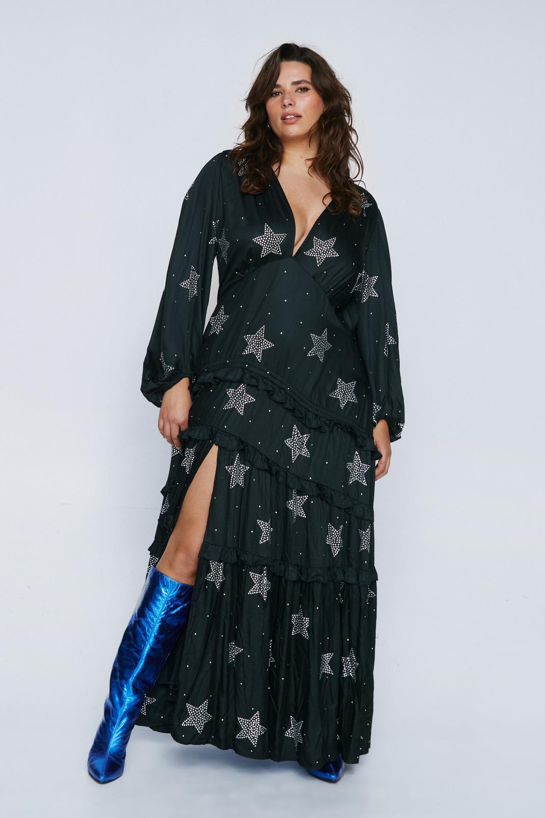 Black Plus Size Star Tiered Plunge Maxi Dress image number 1