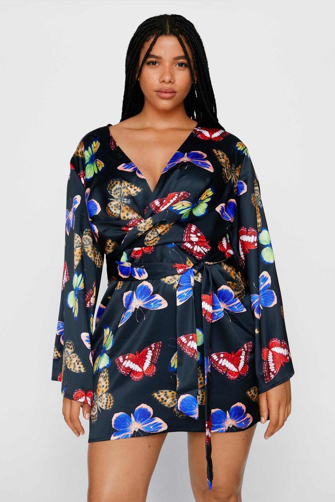 Plus Size Butterfly Print Angel Sleeve Dress image number 1