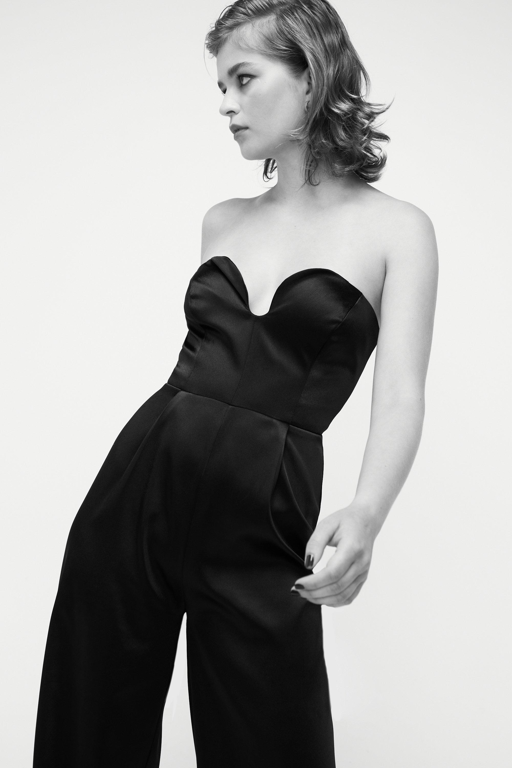 https://media.nastygal.com/i/nastygal/bgg10562_black_xl_2/black-satin-strapless-tailored-jumpsuit