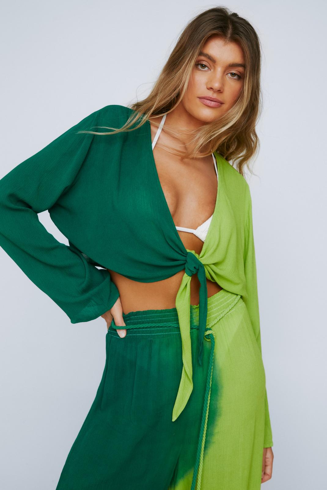 Green Crinkle Viscose Splice Ombre Tie Front Shirt  image number 1
