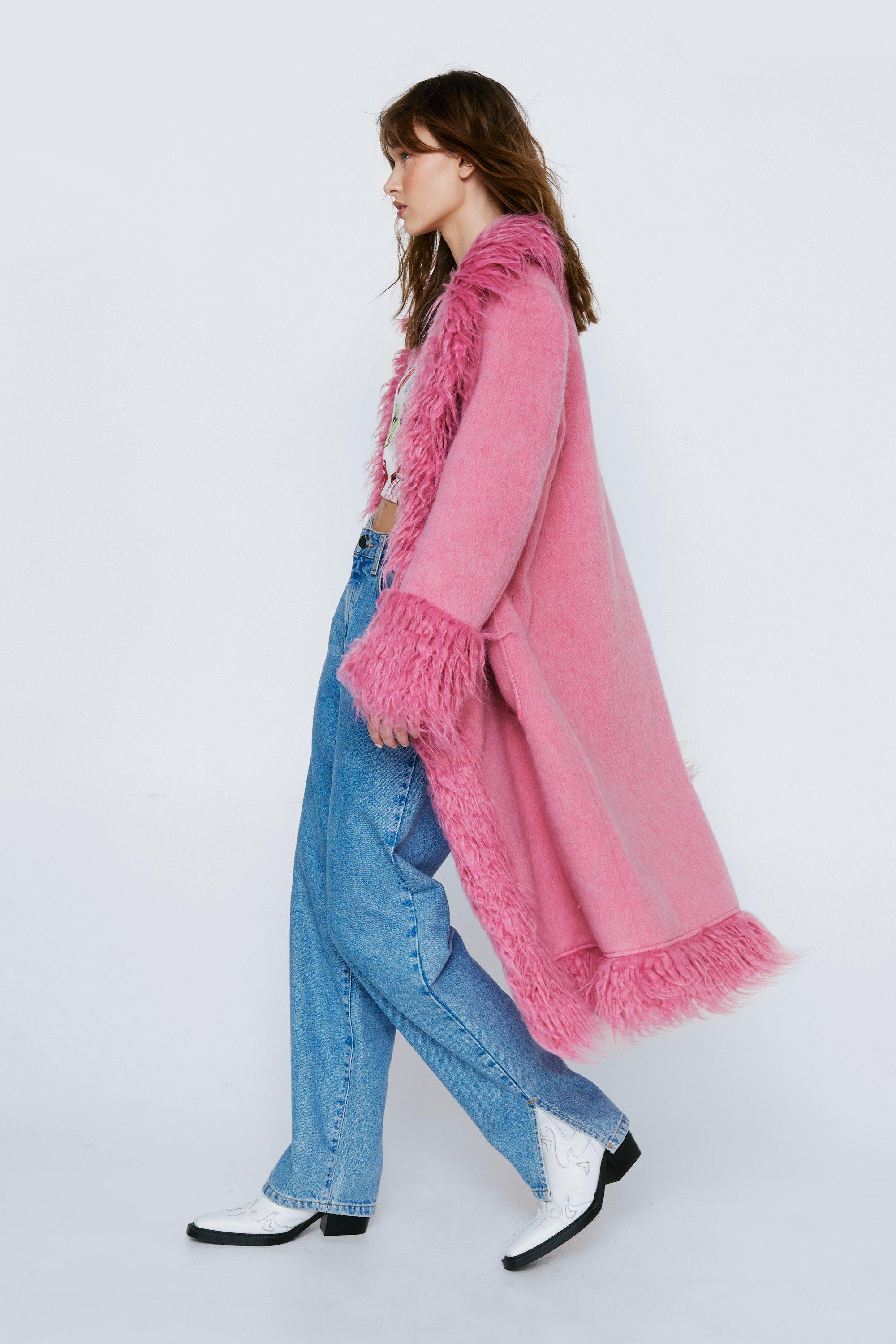 PETITE Faux Fur Coat #fur#coat#faux  Petite faux fur coat, Fur coat,  Vintage faux fur coat