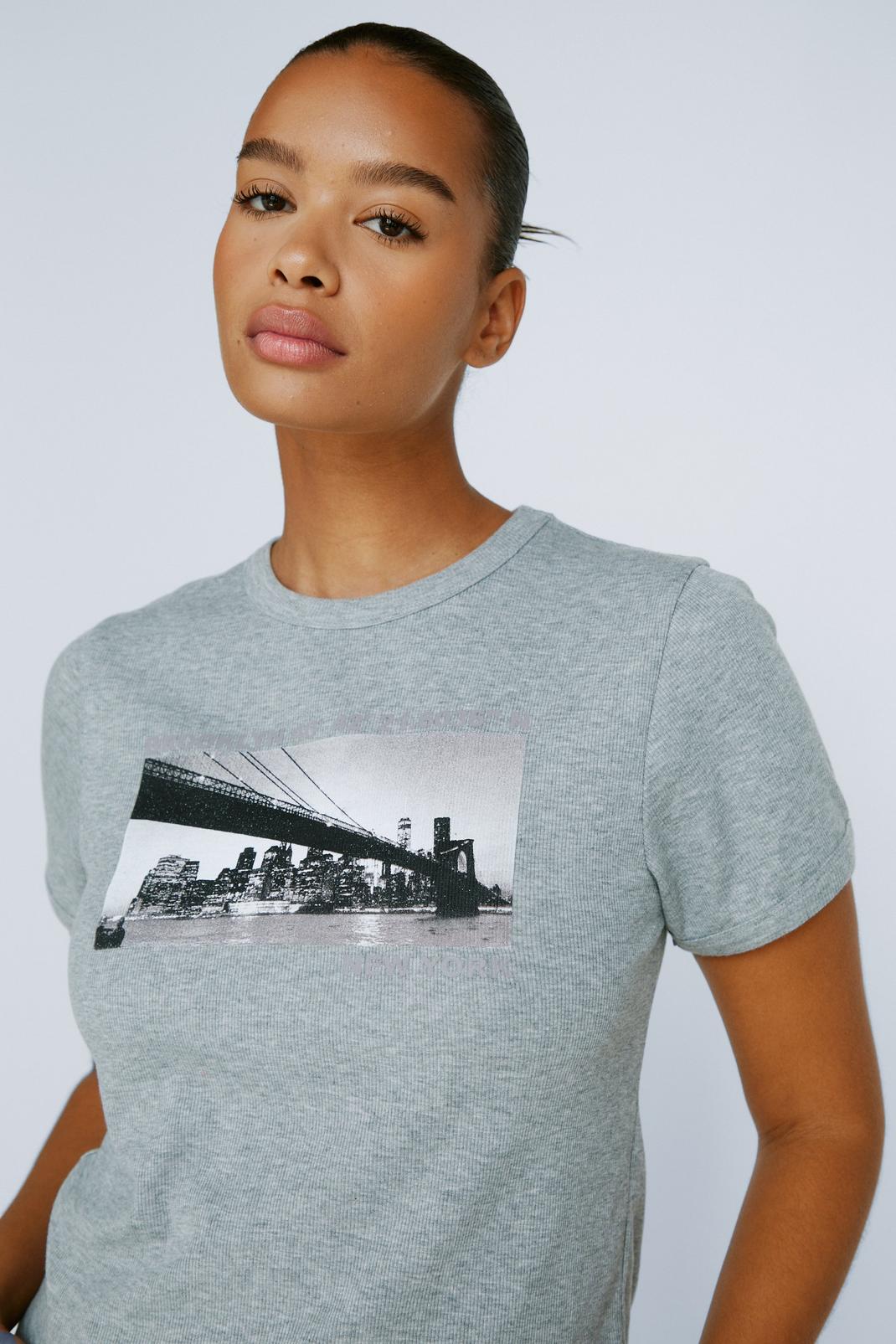 Grande taille - T-shirt moulant côtelé à imprimé New York, Grey marl image number 1
