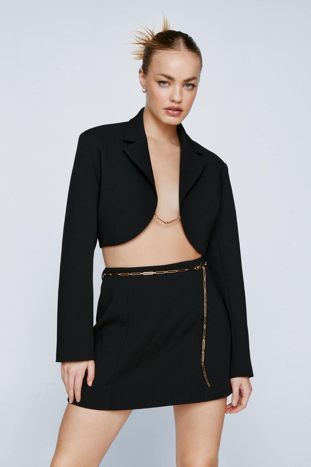 Black Chain Detail Tailored Cropped Blazer image number 1
