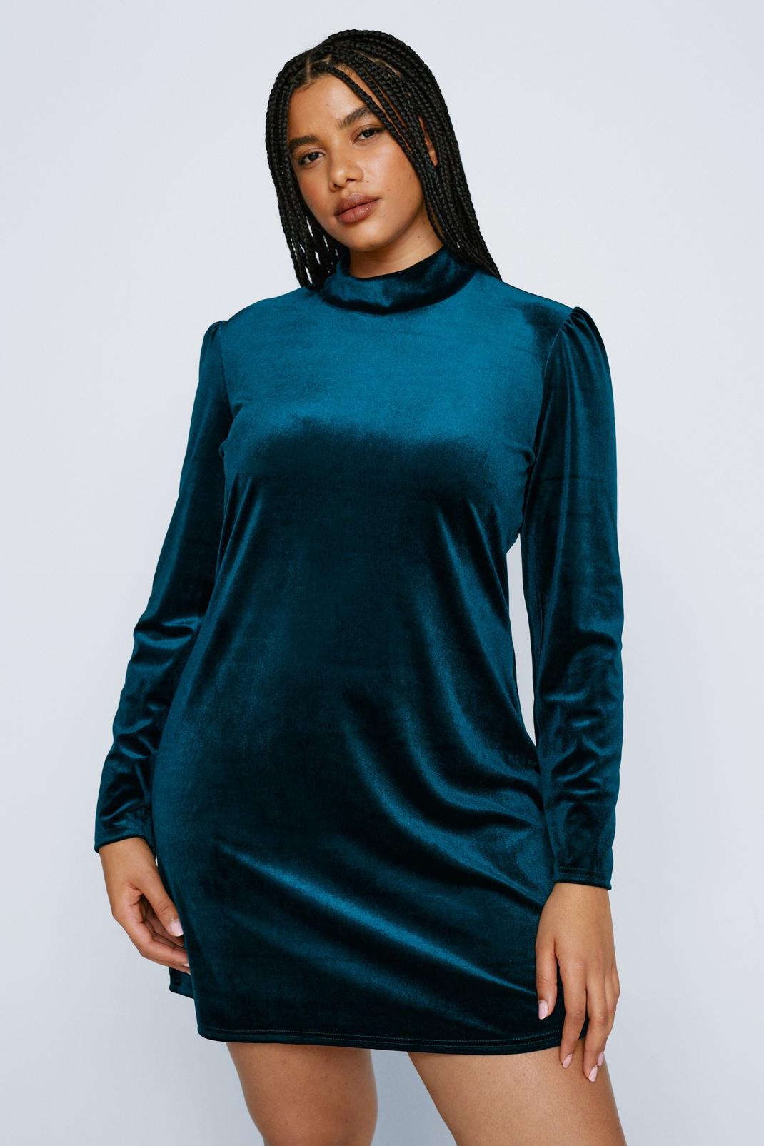 Green Plus Cut Out Back Velvet Bodycon Dress image number 1