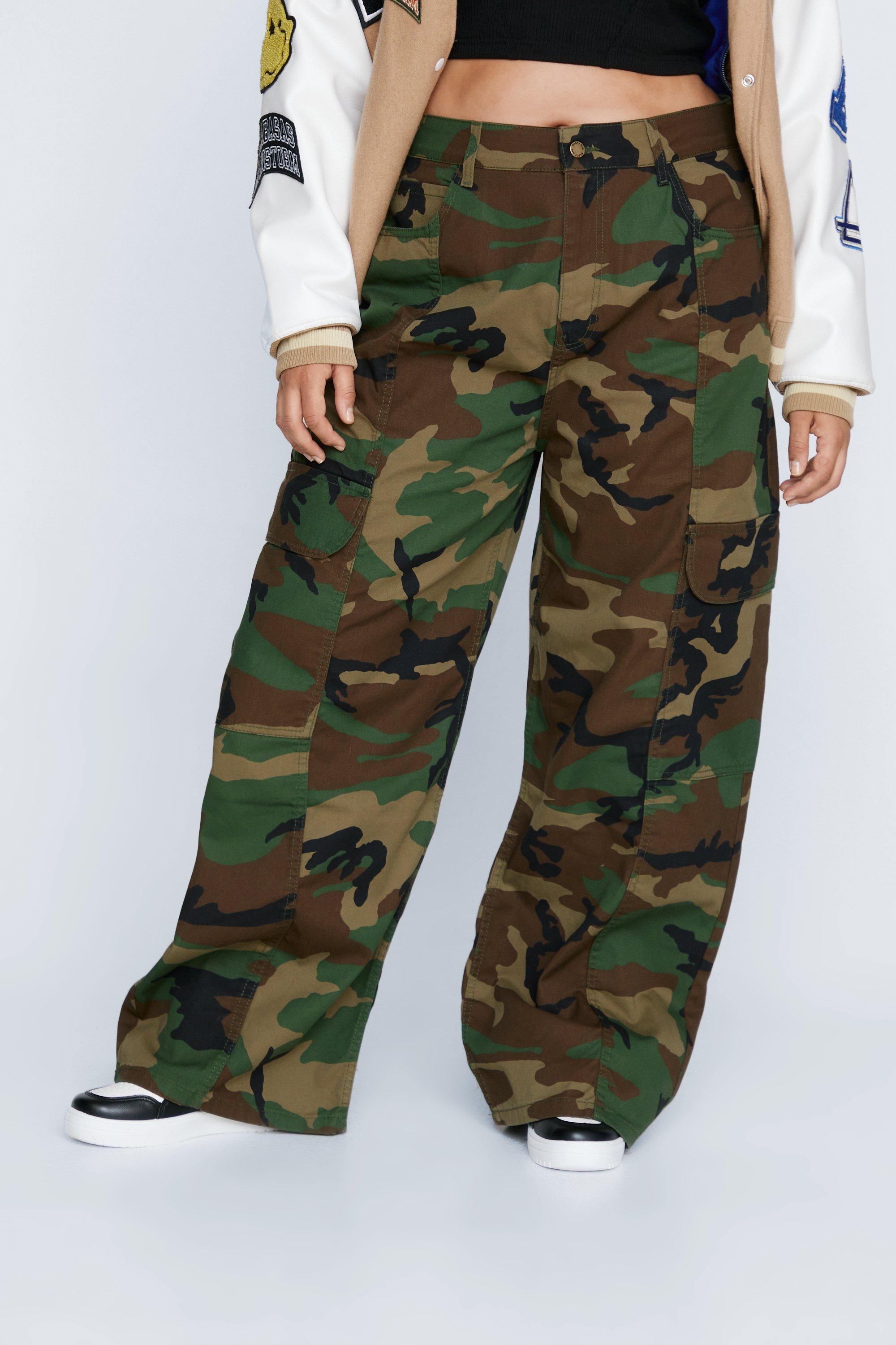 Plus Size Camo Print Multi Pocket Cargo Pants