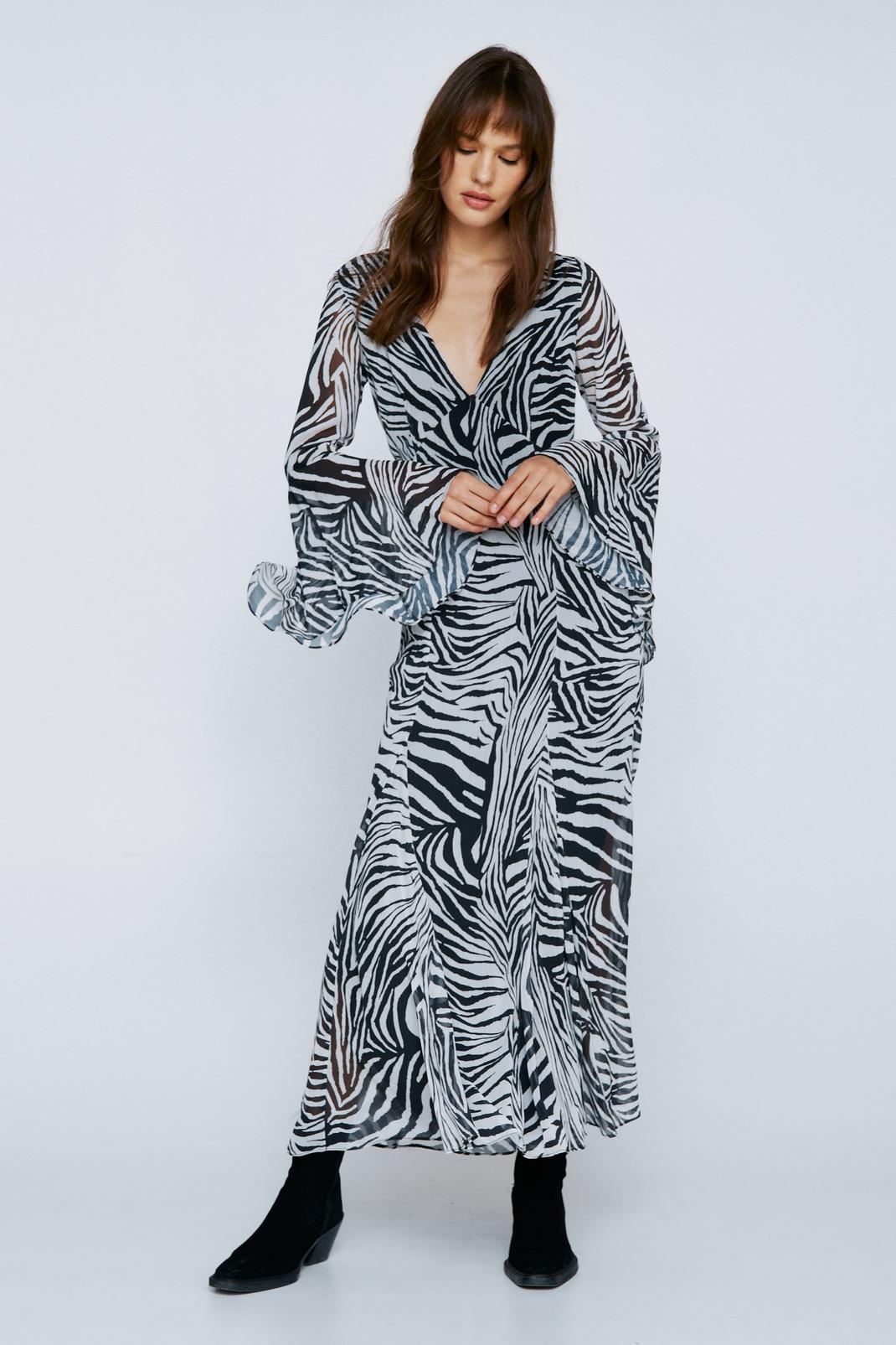 Black Animal Print Chiffon Long Sleeve Maxi Dress image number 1