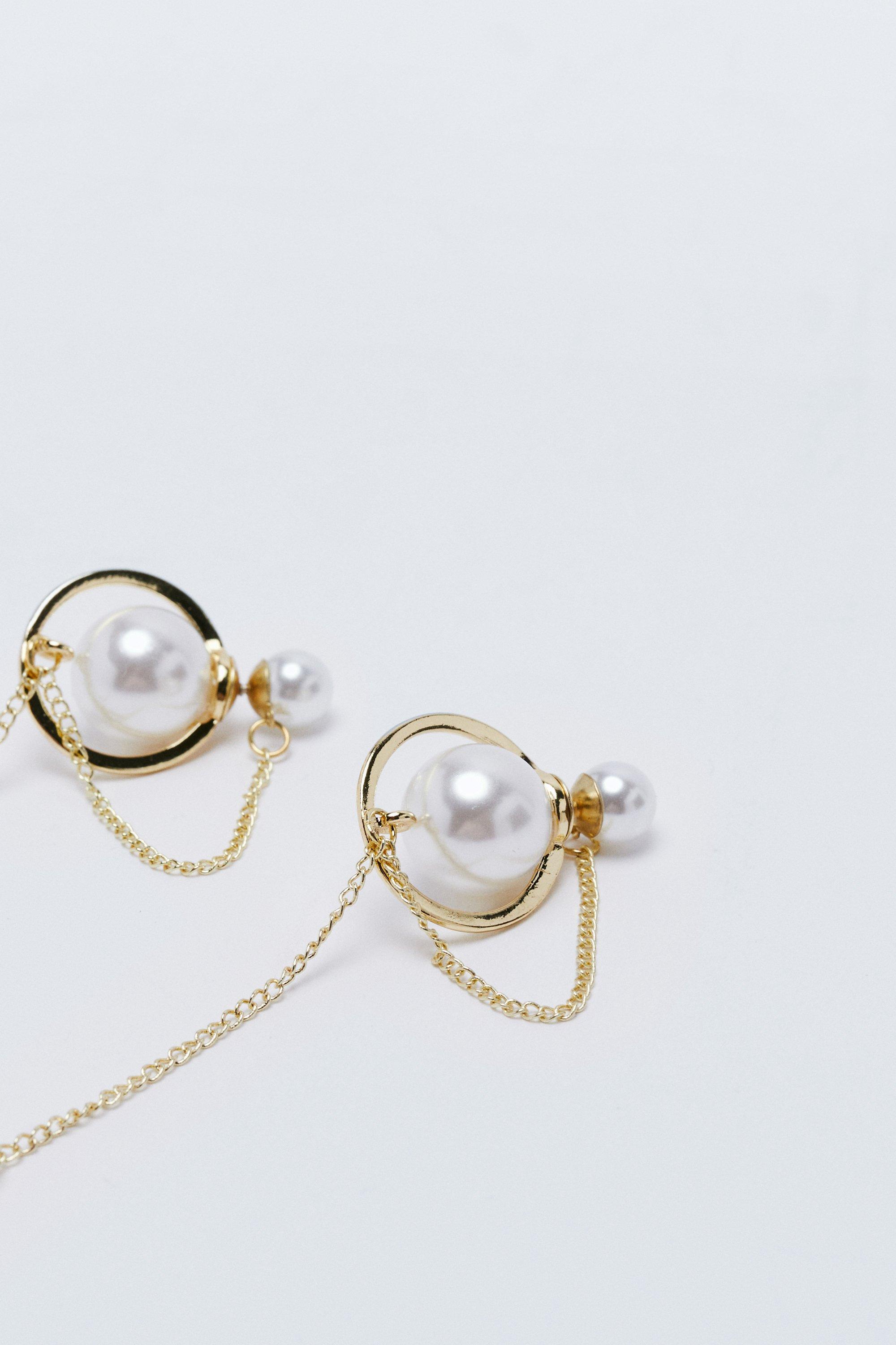 Chunky pearl deals earrings