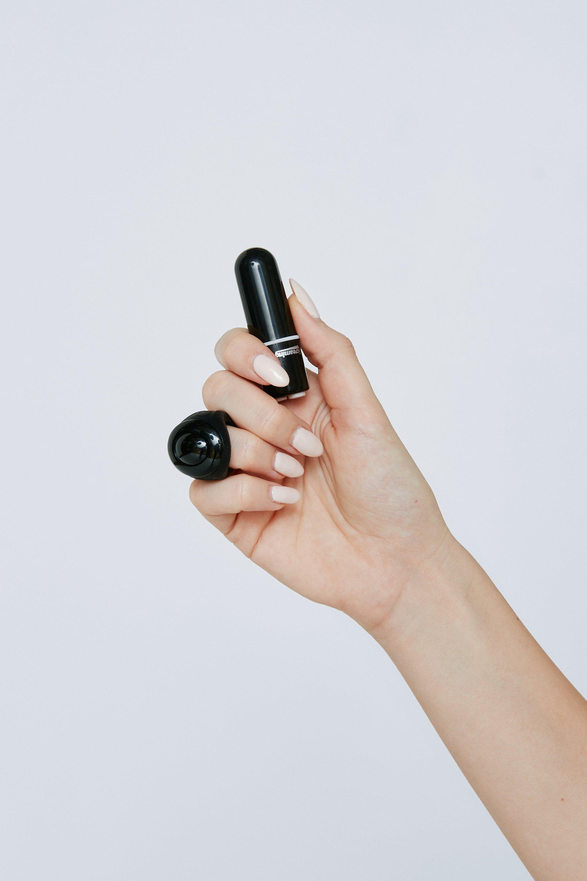 Screaming O Vooom Remote Control Sex Toy | Nasty Gal