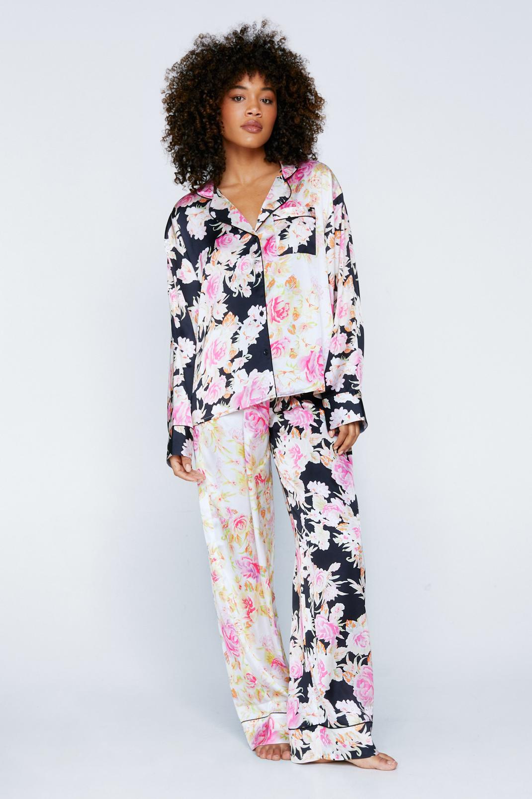 Mono Satin Floral Print Colorblock Pajama Pants Set image number 1