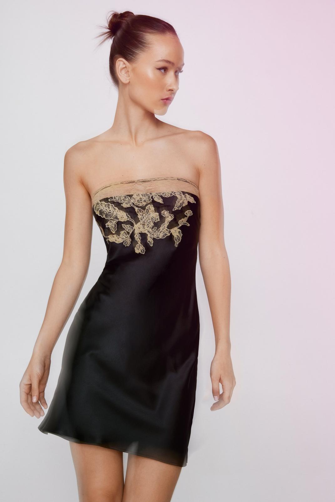Mini robe bandeau à dentelle contrastante , Black image number 1