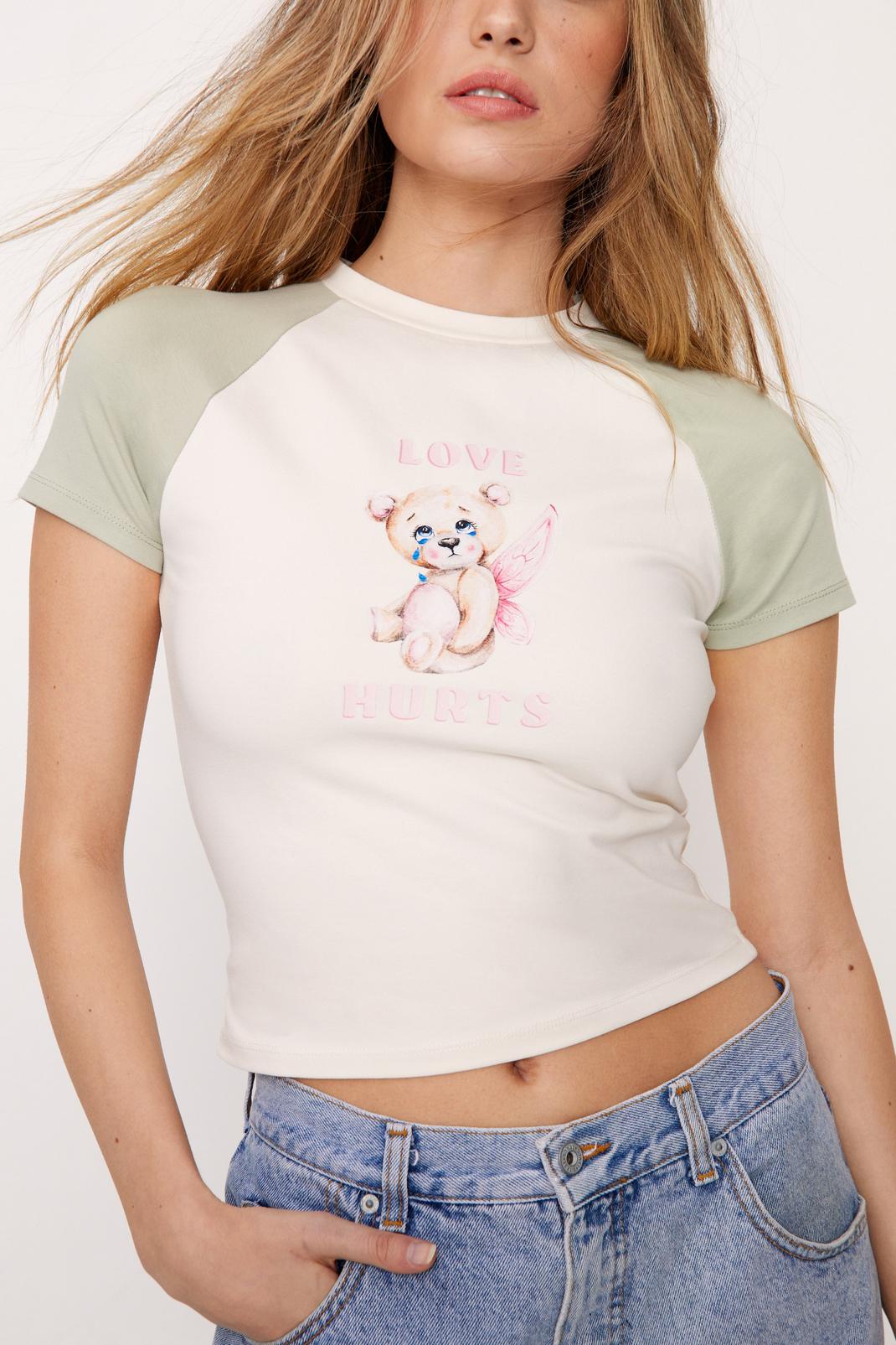 Ecru Love Hurts Graphic T-shirt image number 1