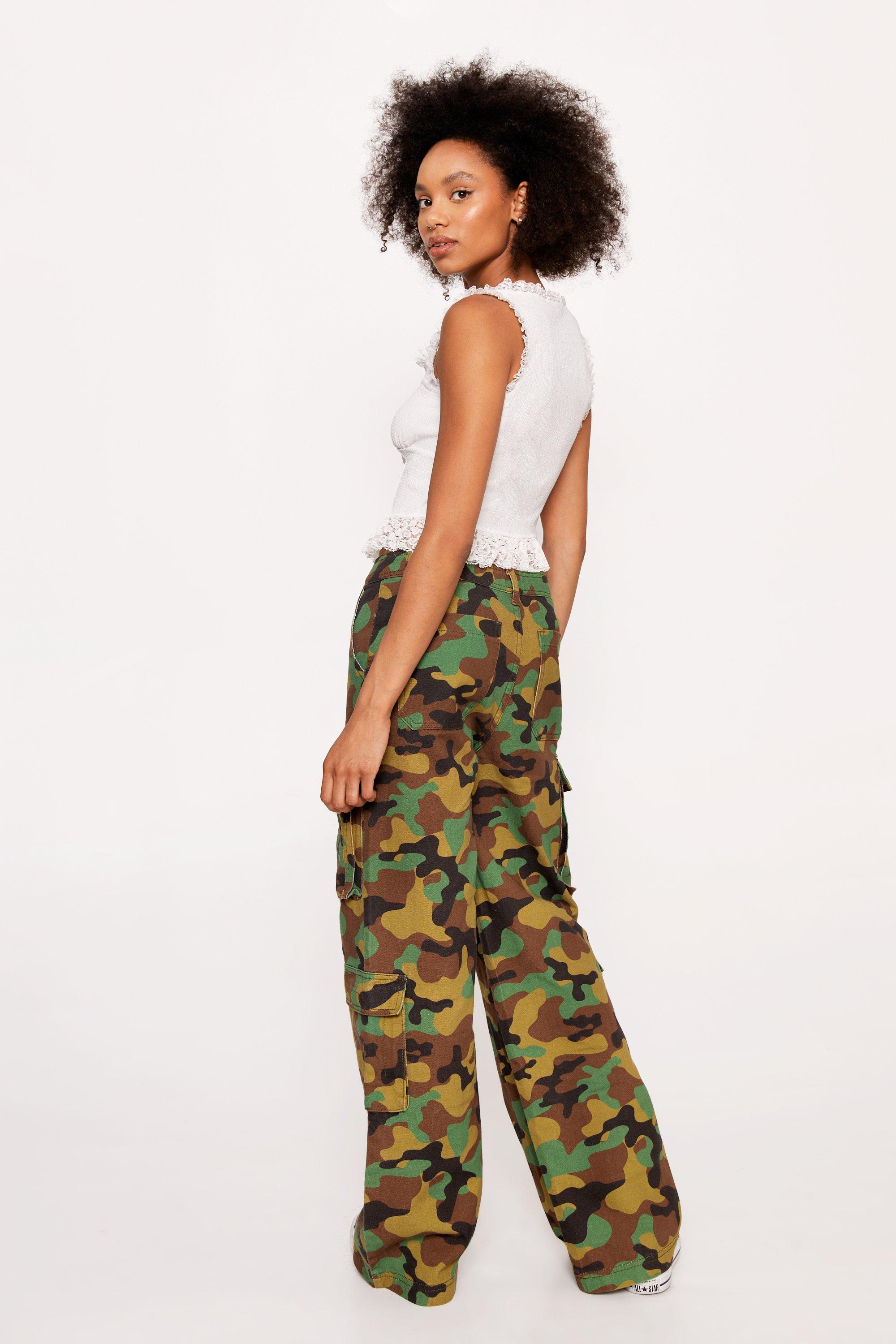 Green on sale camo jeans