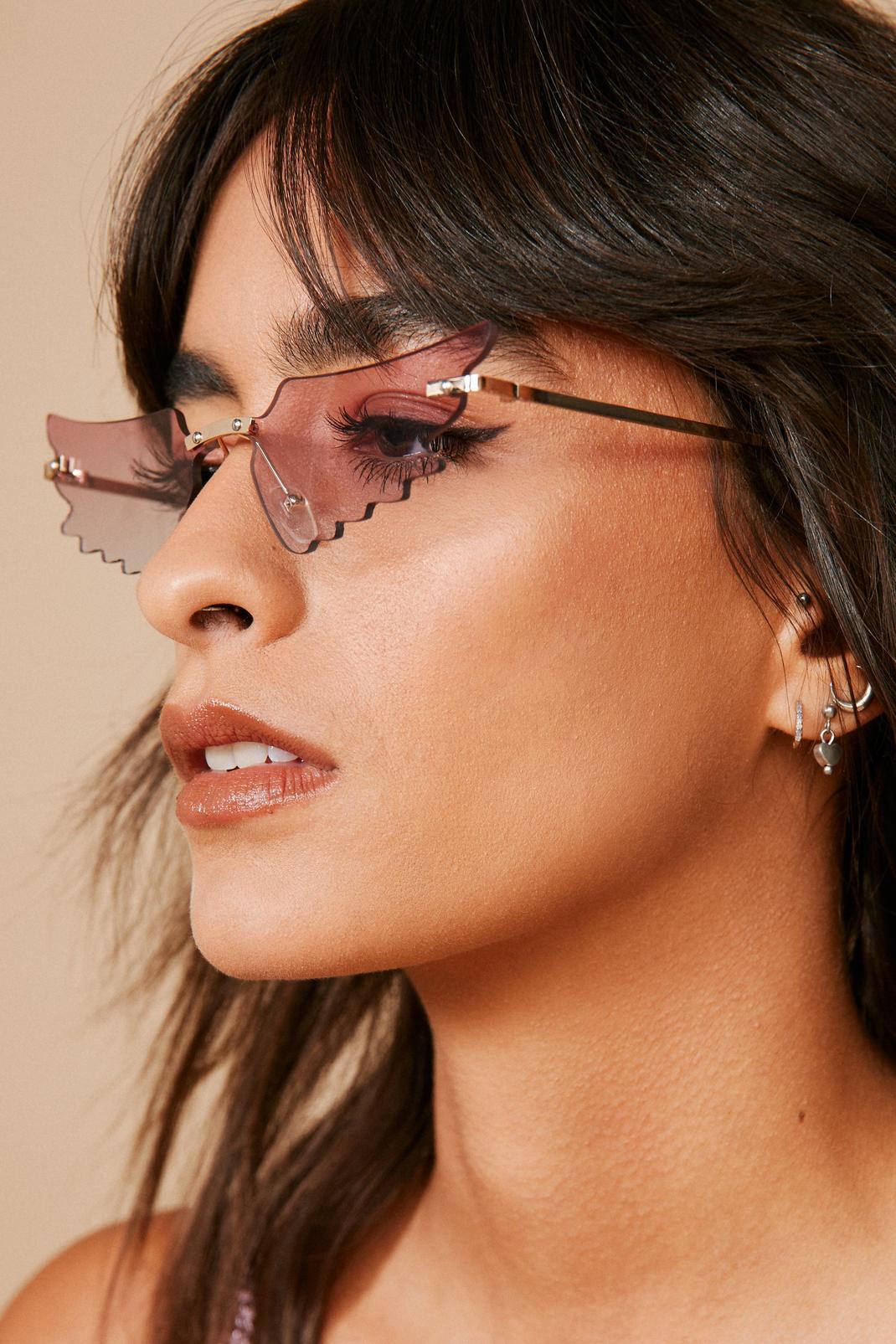 Pink Ombre Wing Shape Sunglasses image number 1