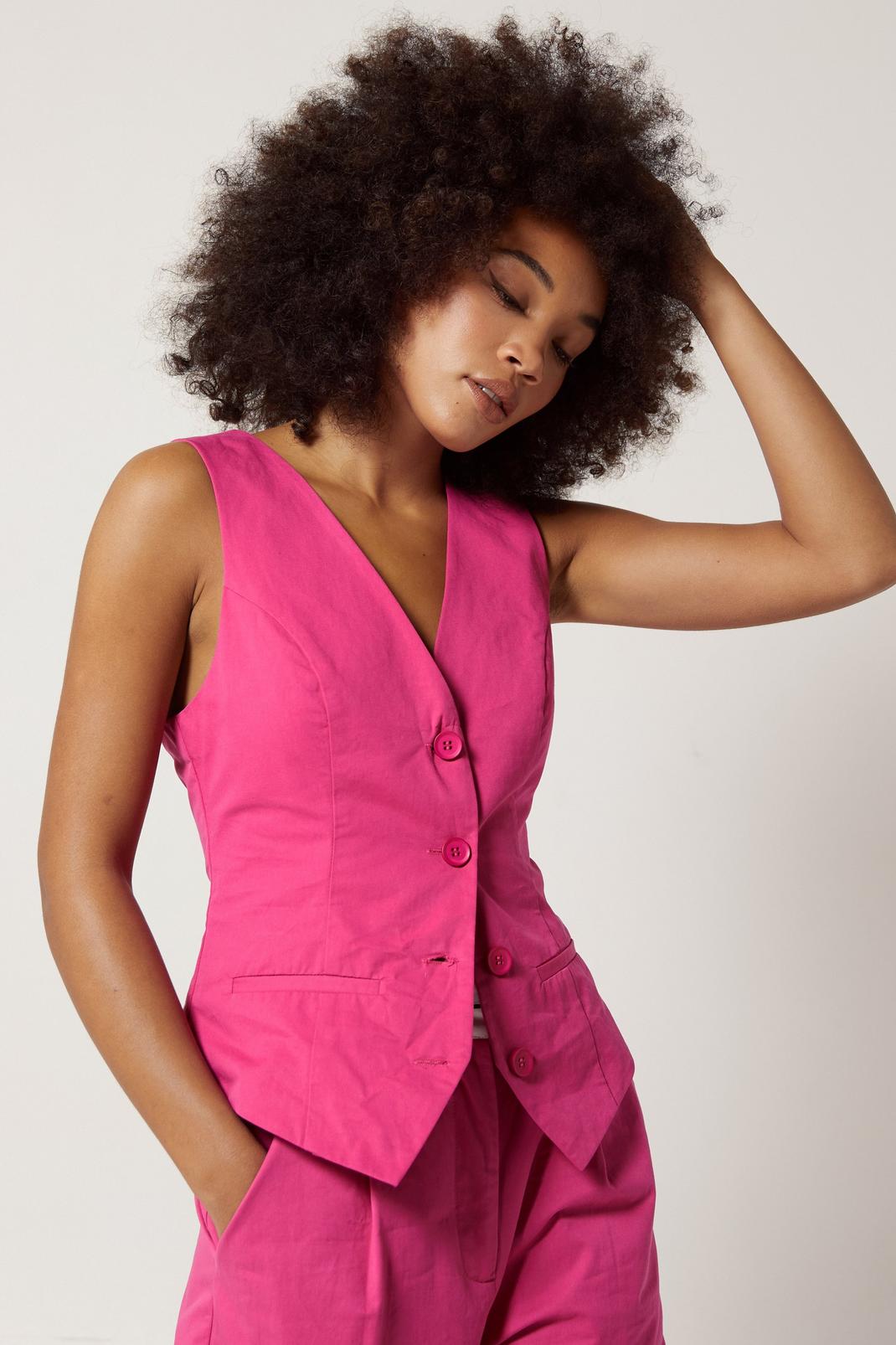 Hot pink Premium Poplin Fitted Tank Top image number 1