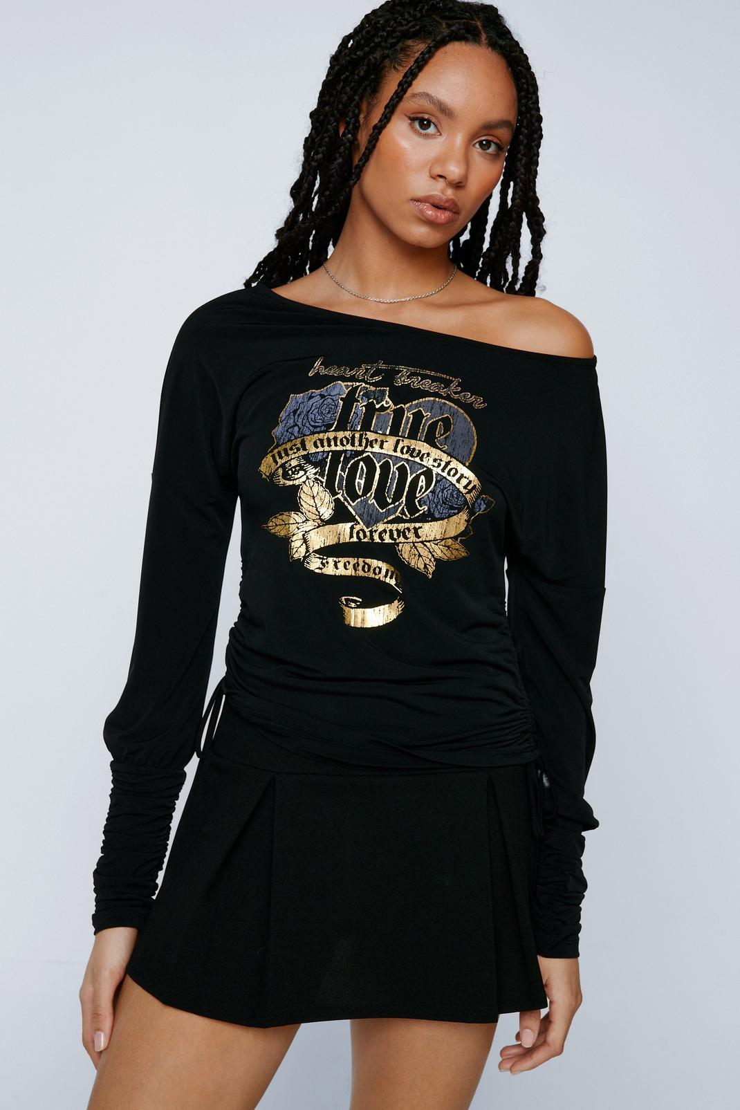 Black True Love Graphic Ruched Long Sleeve Top image number 1