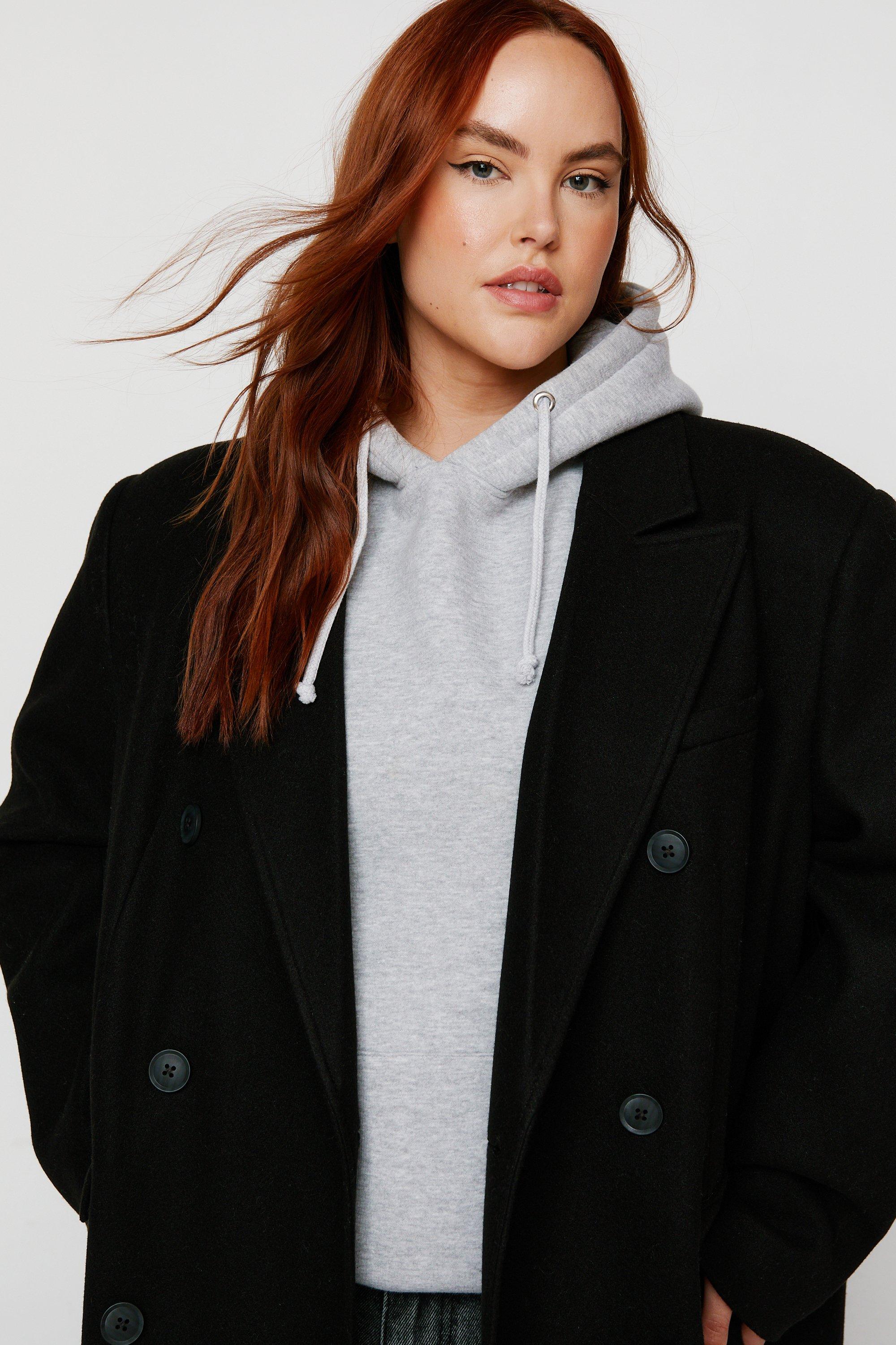 https://media.nastygal.com/i/nastygal/bgg17684_black_xl_1/black-plus-size-contrast-collar-wool-look-tailored-coat