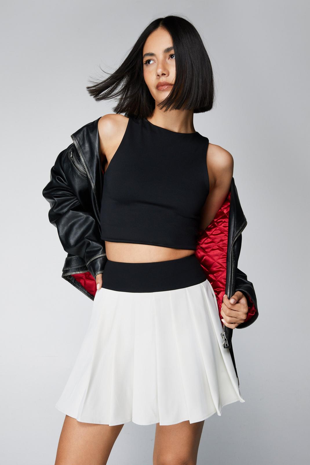 Beige Tailored Colorblock Pleated Mini Skirt image number 1