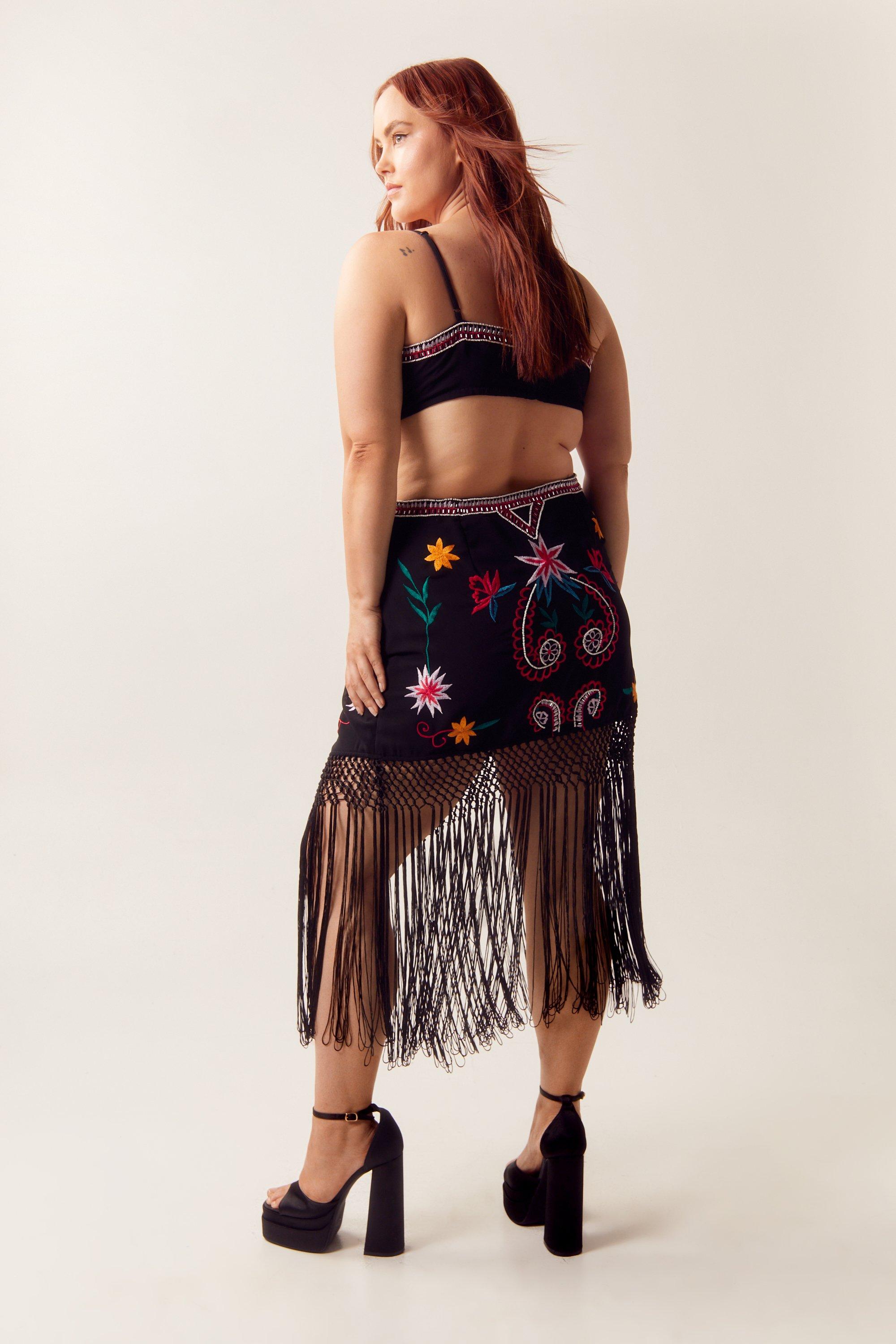 Embroidered hotsell skirt plus