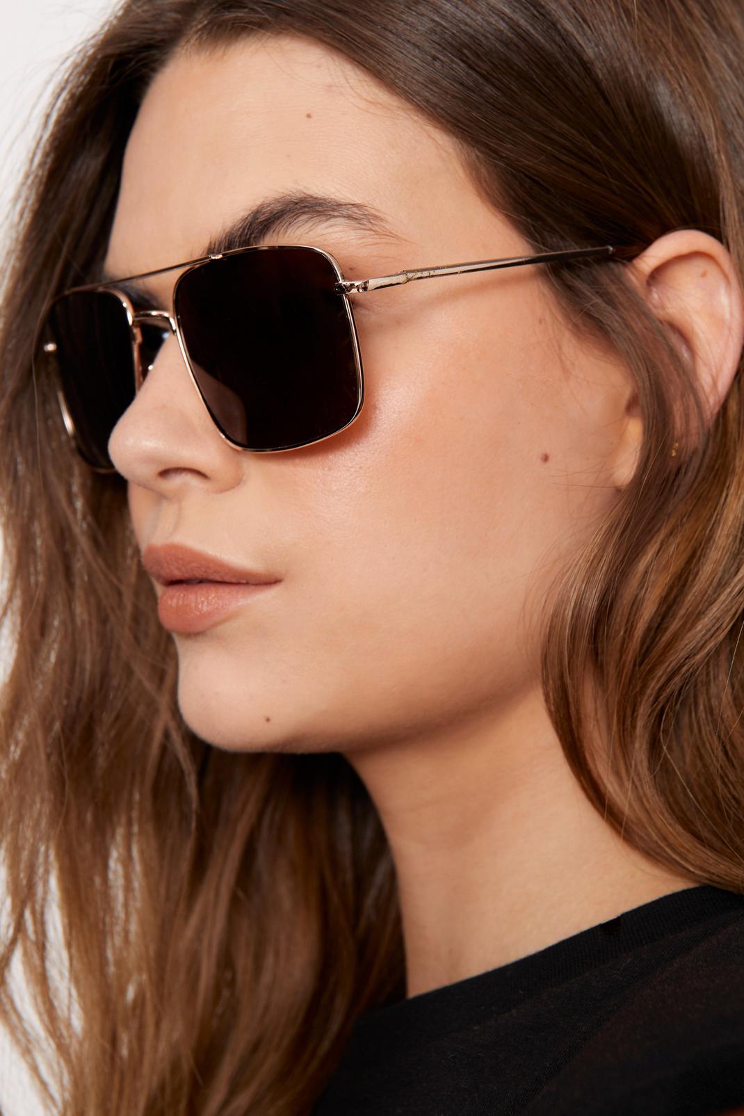 Brown Oversized Square Aviator Sunglasses image number 1