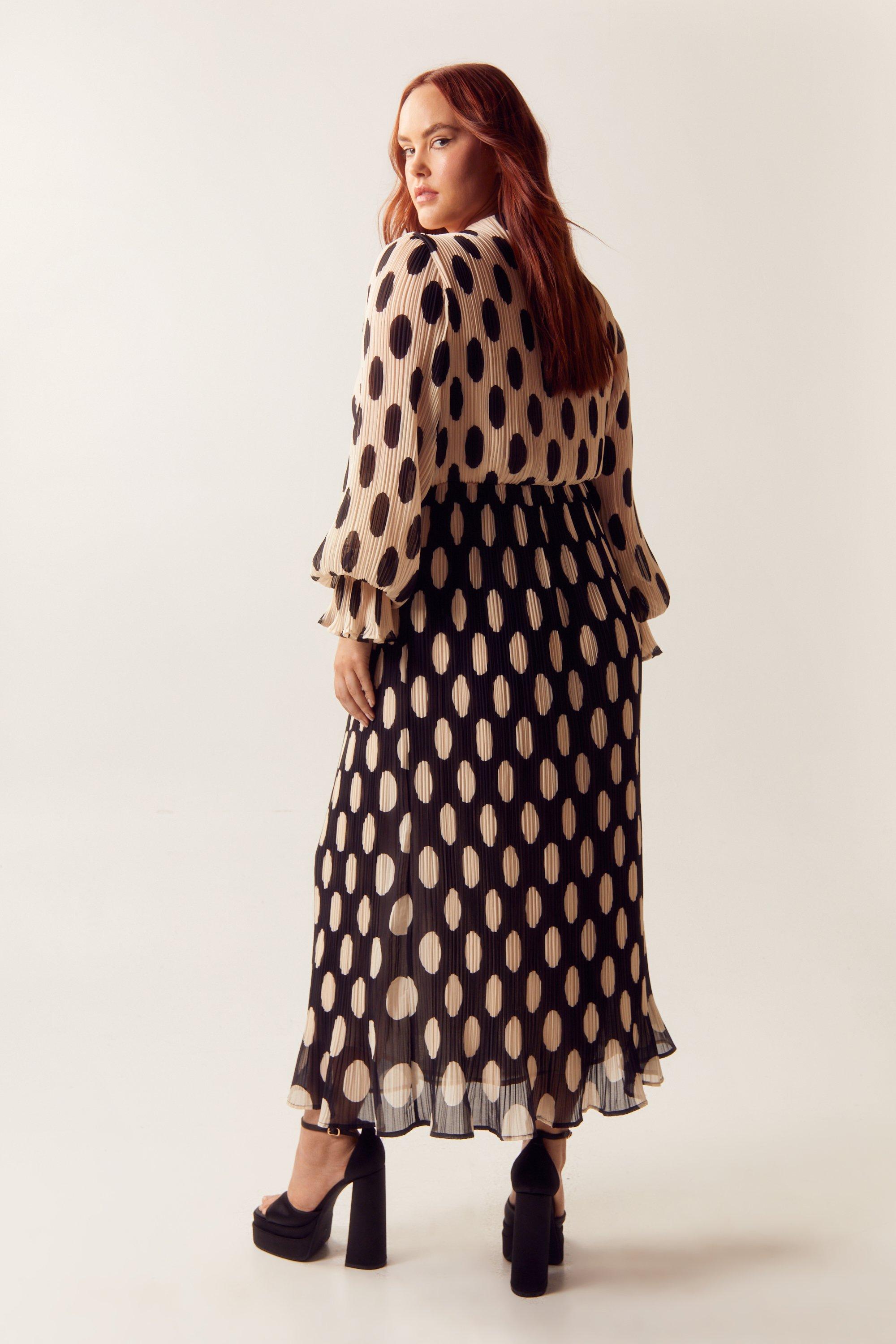 Overleve uddannelse Medfølelse Plus Size Polka Dot Printed Pleated Midi Dress | Nasty Gal