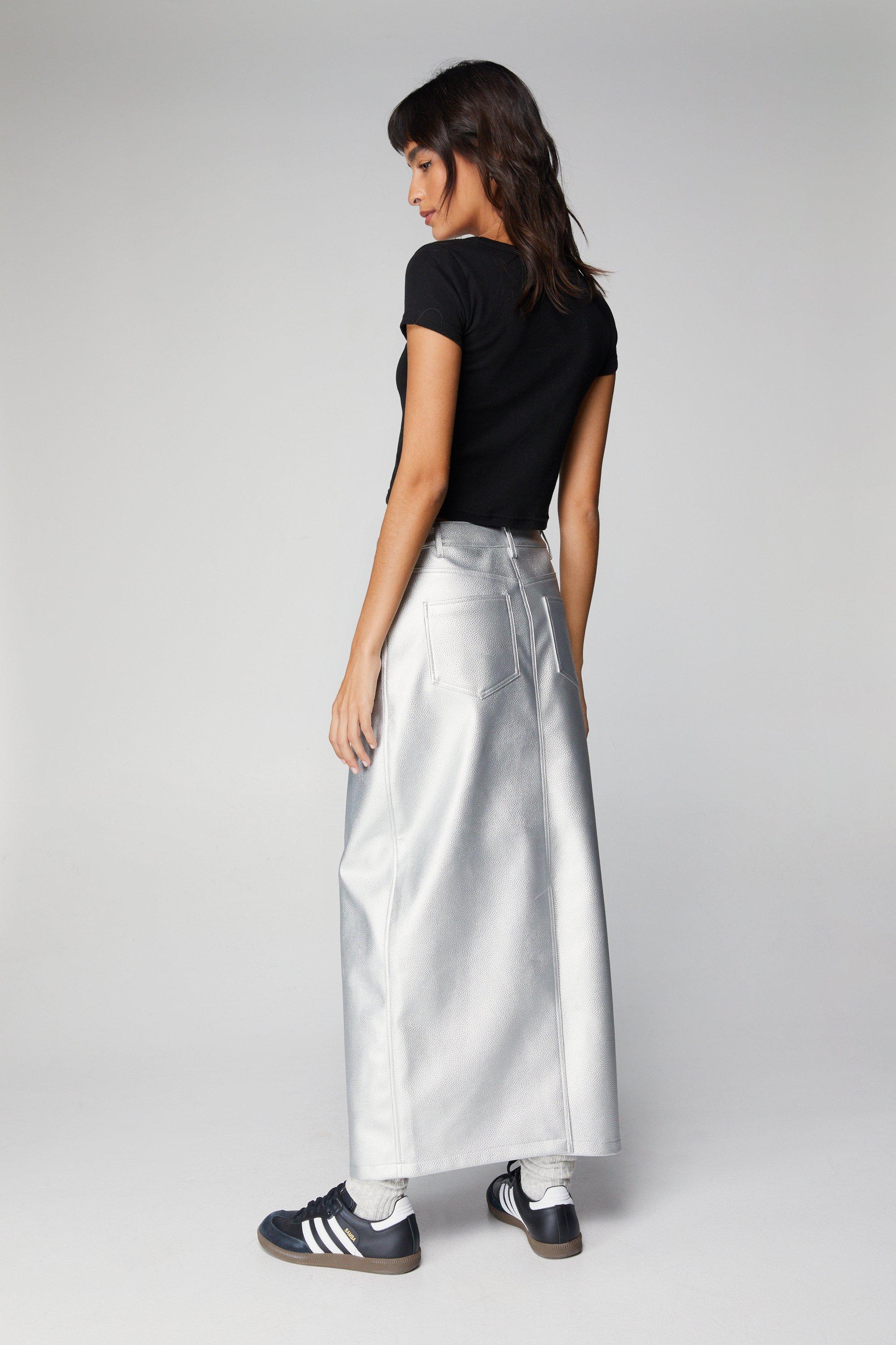 Metallic white outlet skirt