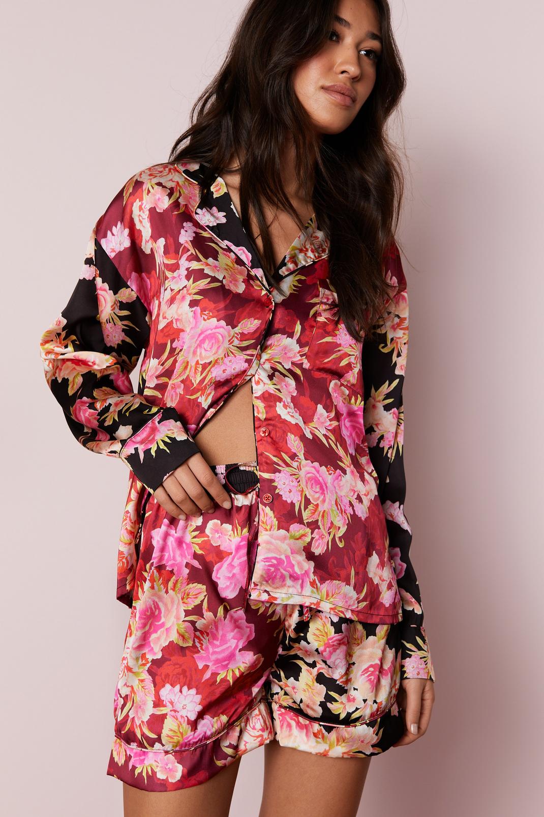 Black Satin Floral Color Block Pajama Shorts Set image number 1