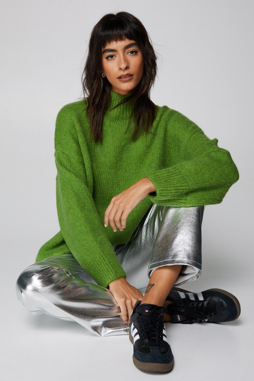 Green Turtleneck Relaxed Long Sleeve Sweater image number 1