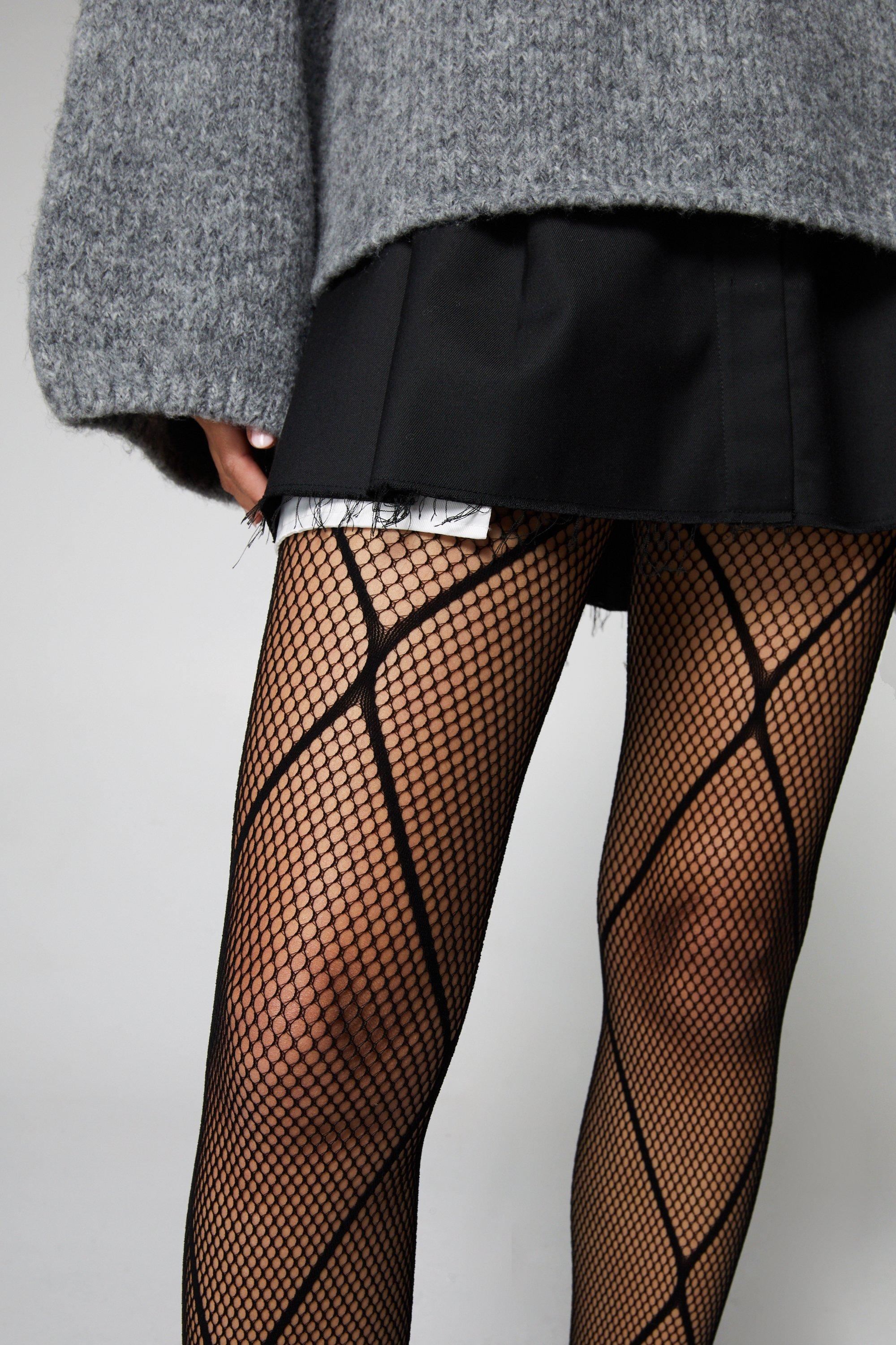 Diamond Detail Fishnet Tights