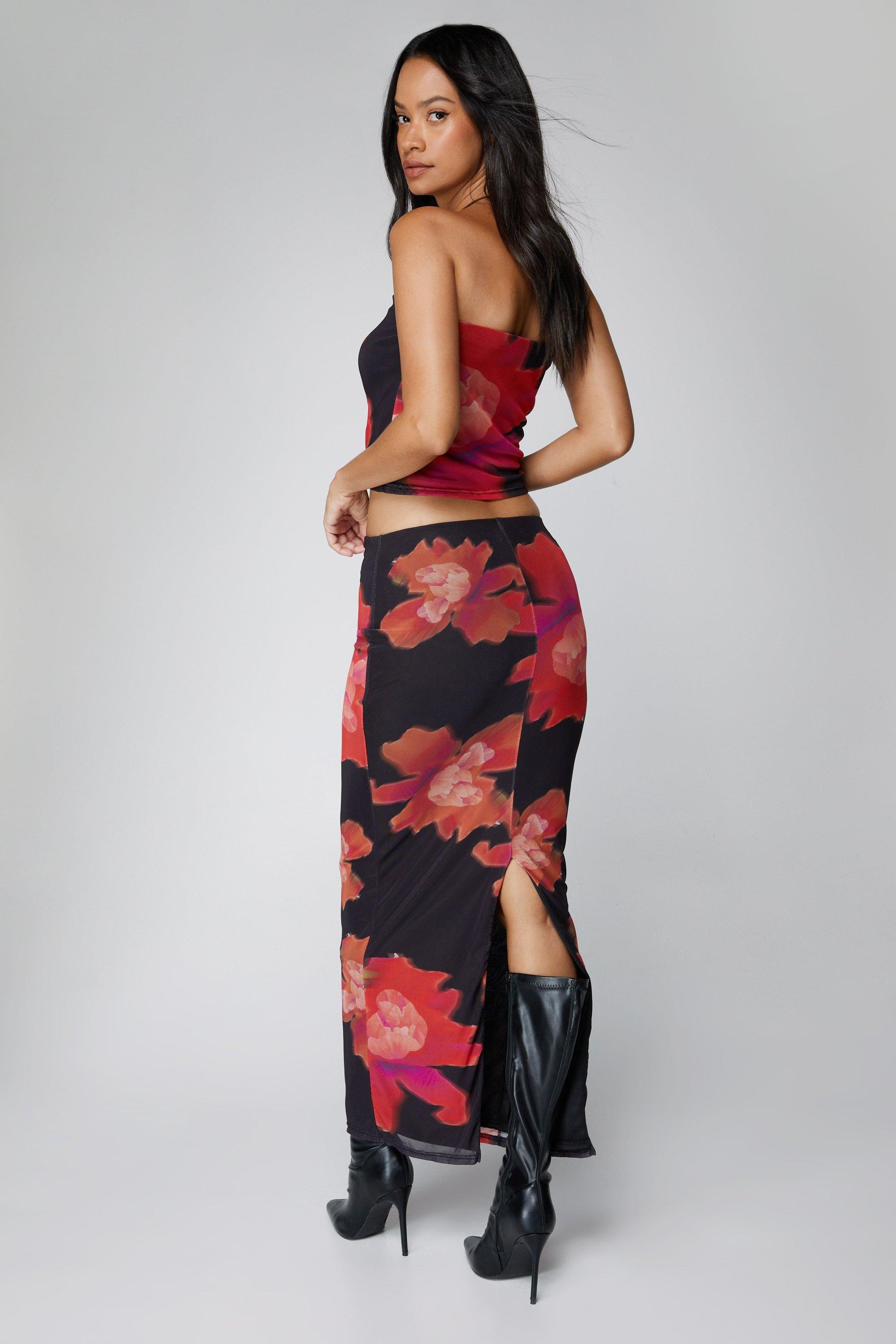 Nasty gal 2025 maxi skirt red