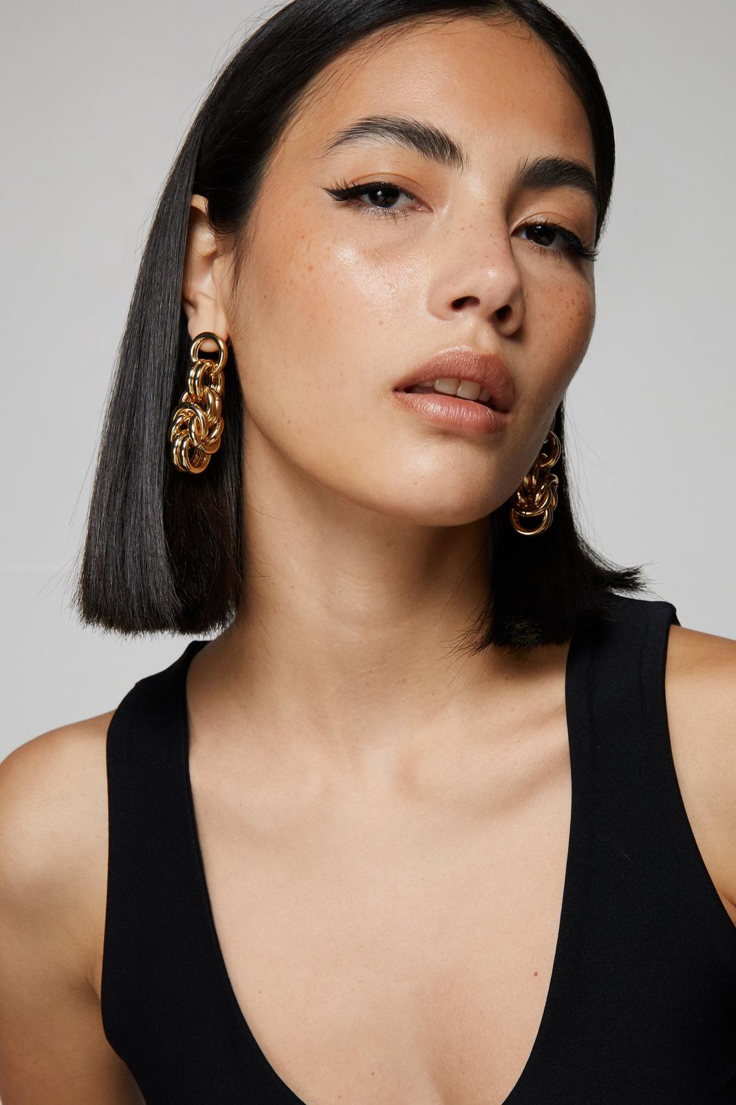 Gold Chain Drop Earrings image number 1