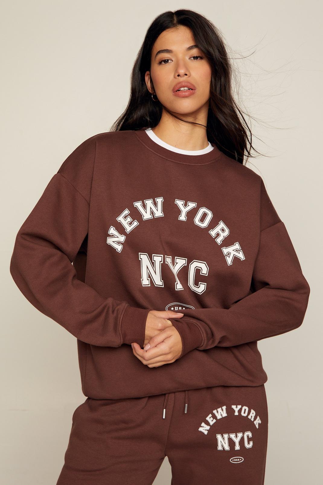 Chocolate New York Graphic Oversized Sweatshirt image number 1