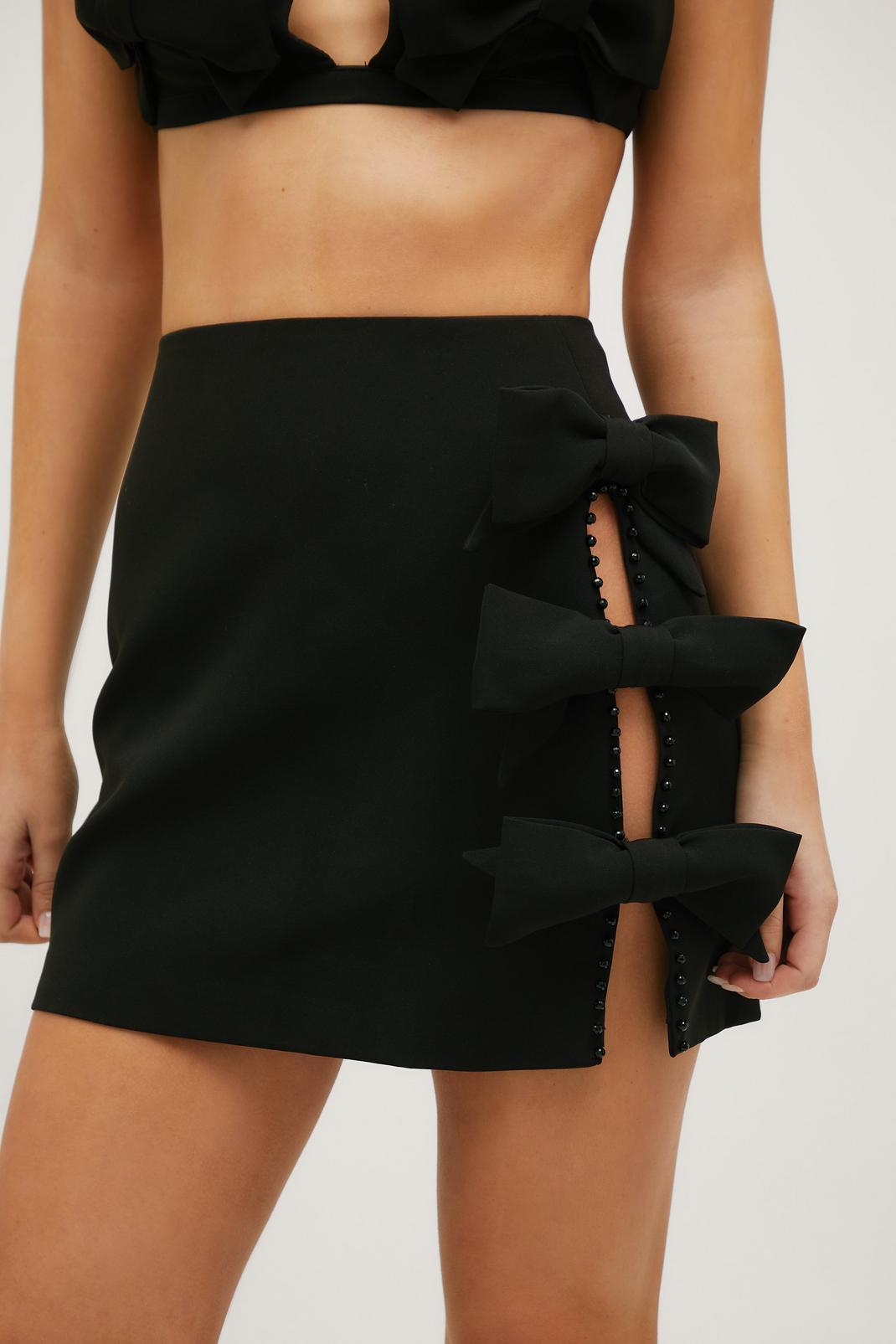 Black Premium Bow Detail Beaded Mini Skirt image number 1