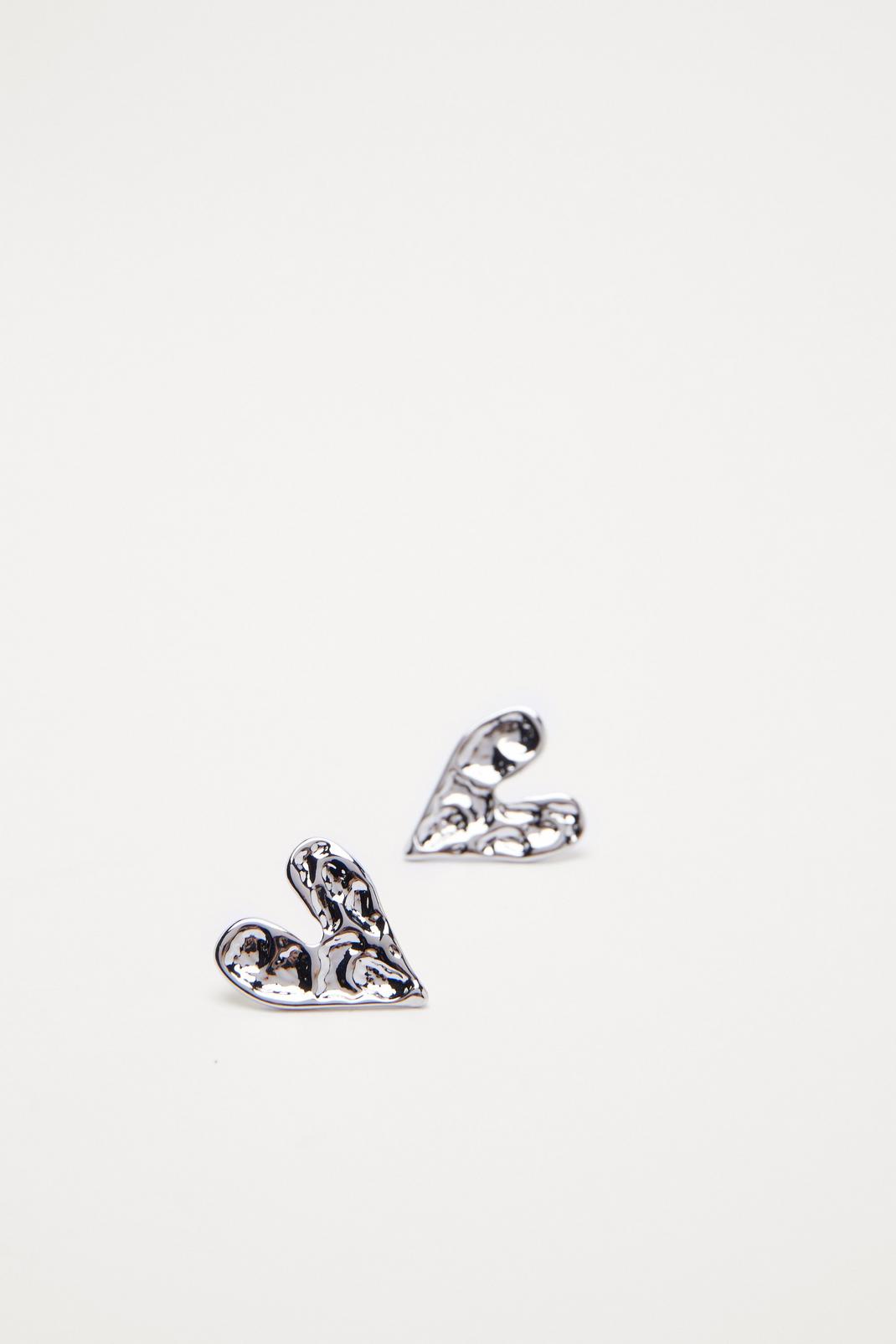Silver Hammered Heart Earrings image number 1