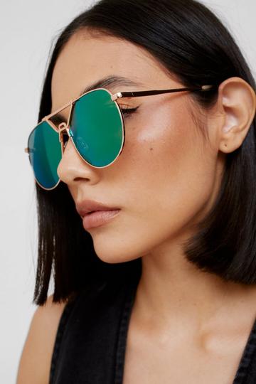 Rounded Tinted Aviator Sunglasses gold