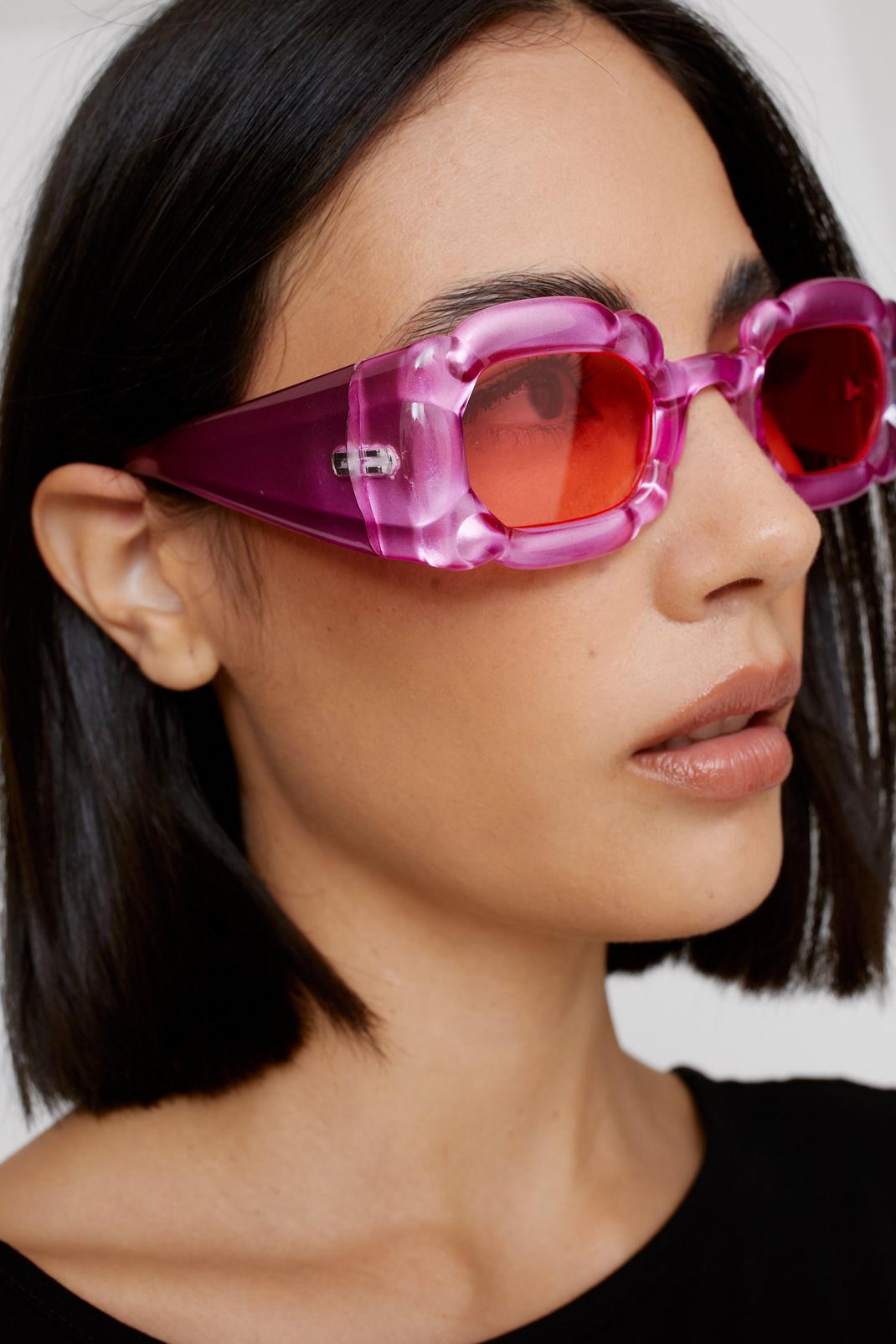 Flower Shaped Colored Lens Sunglasses, Hot pink image number 1
