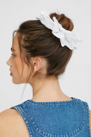 Oversized Double Layered Scrunchie white