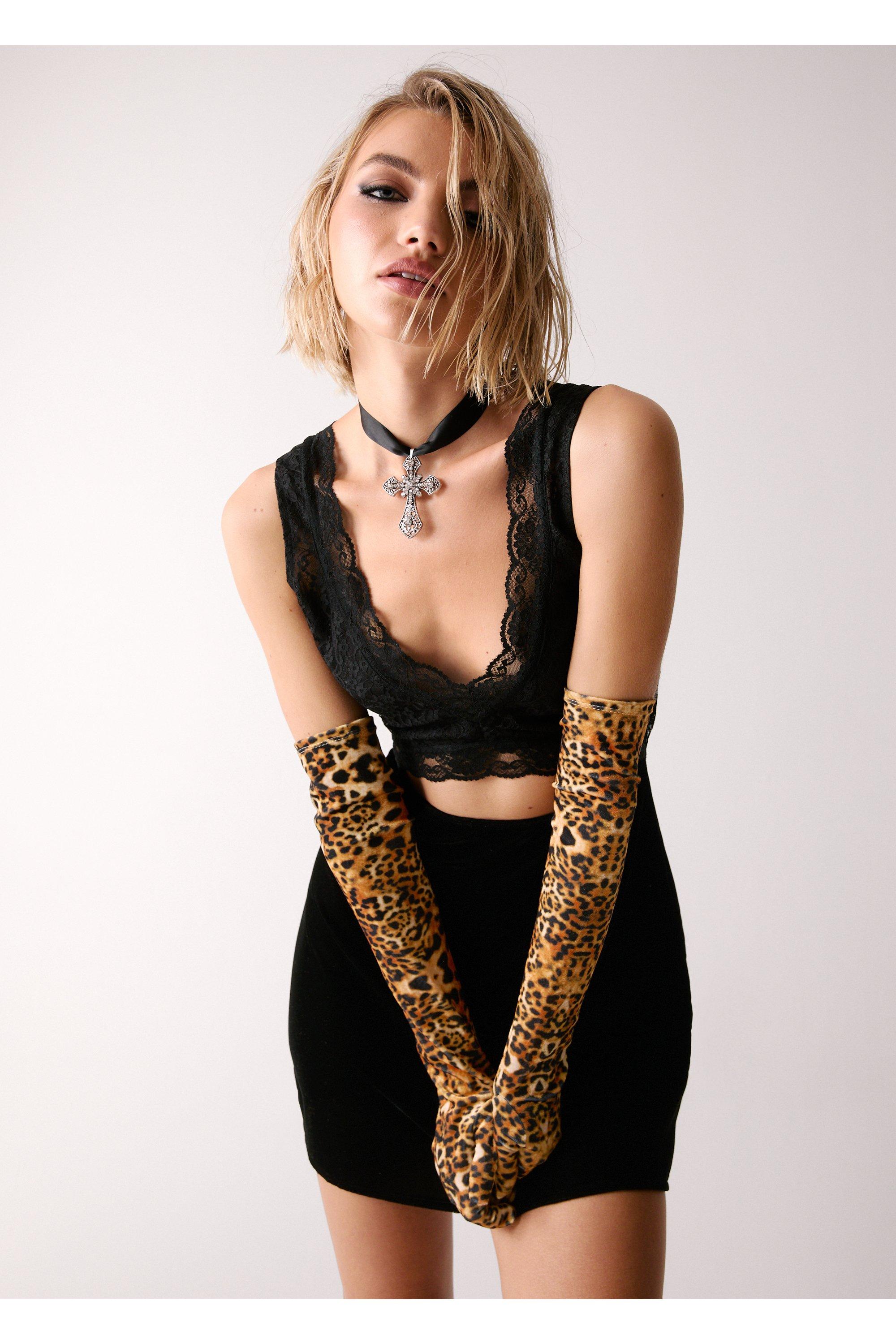 Leopard Gloves