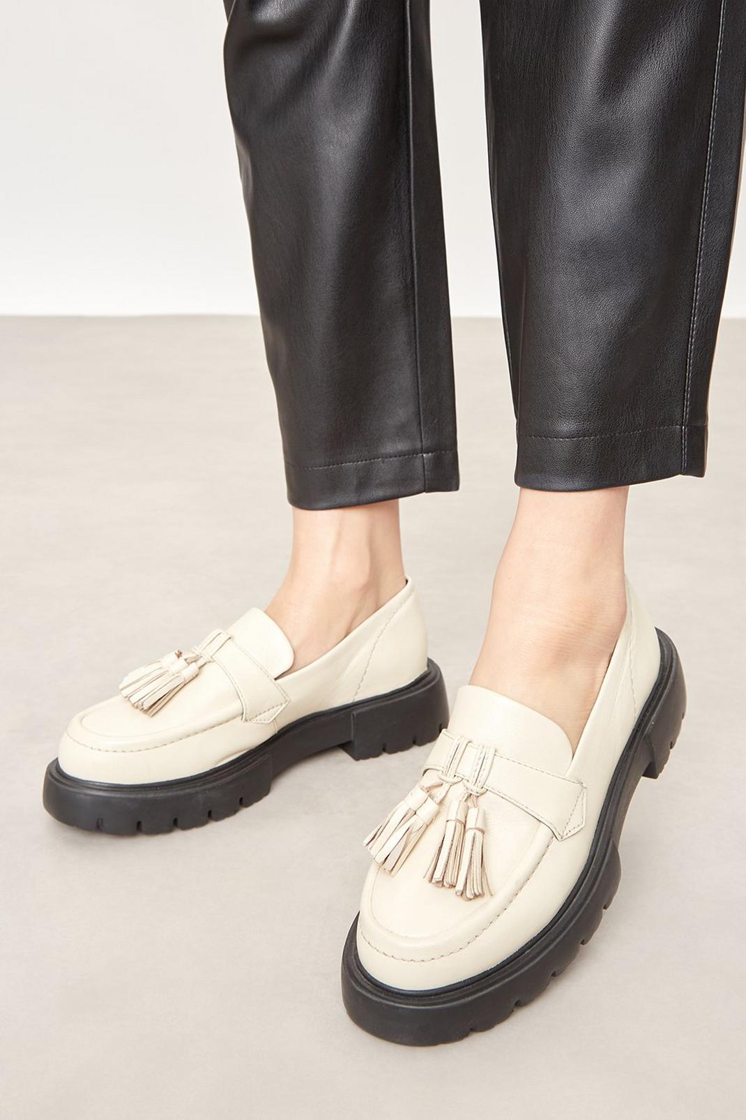 White Faith: Leather Lori Tassel Chunky Loafers image number 1