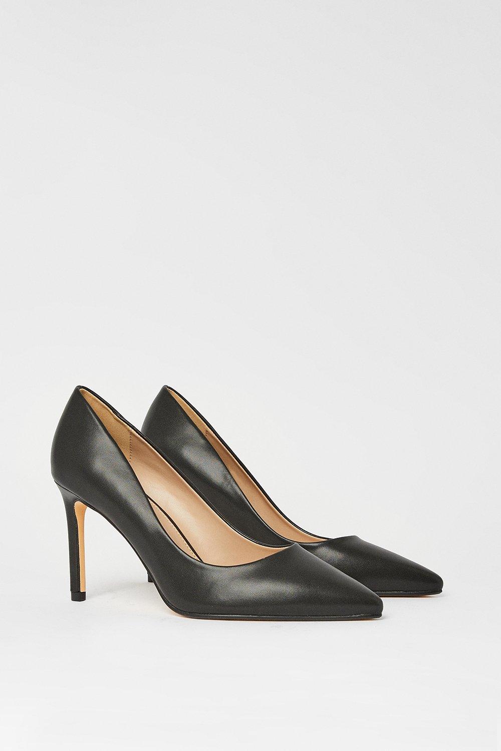wide fit pointed court shoes