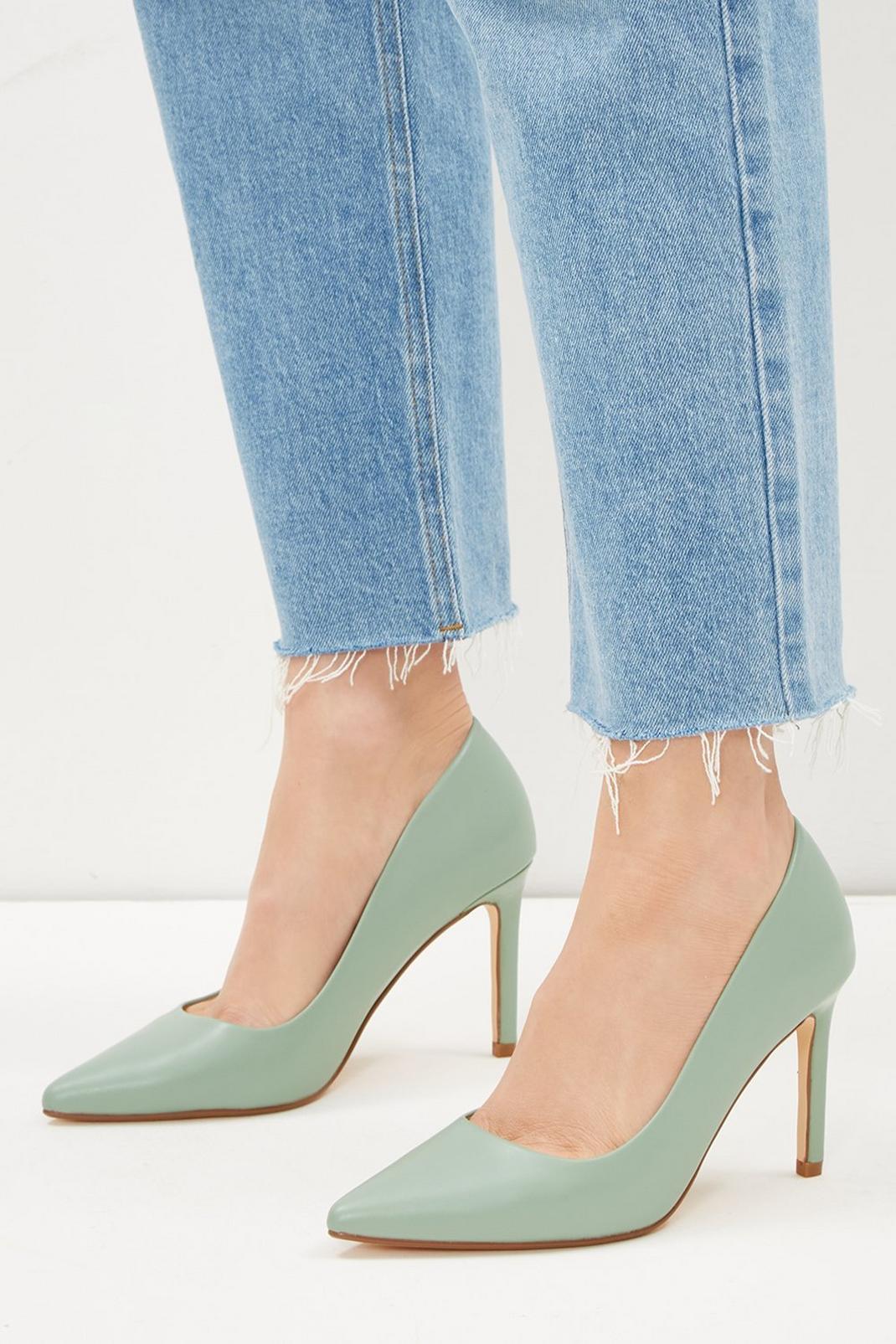 Mint Dash Pointed Court Shoes image number 1