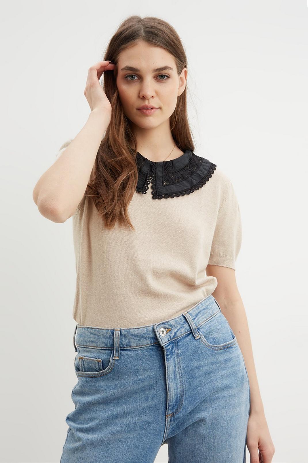 Blush Woven Collar Knitted T Shirt image number 1
