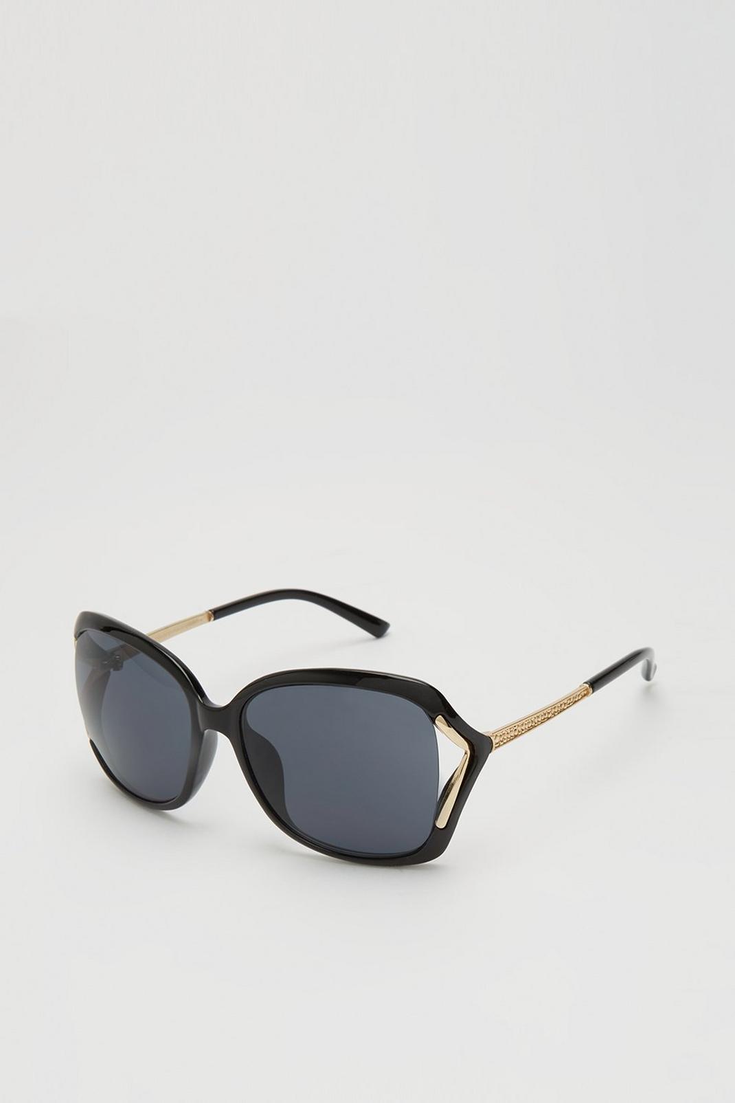 105 Black Oversized Cut Out Detail Sunglasses image number 2