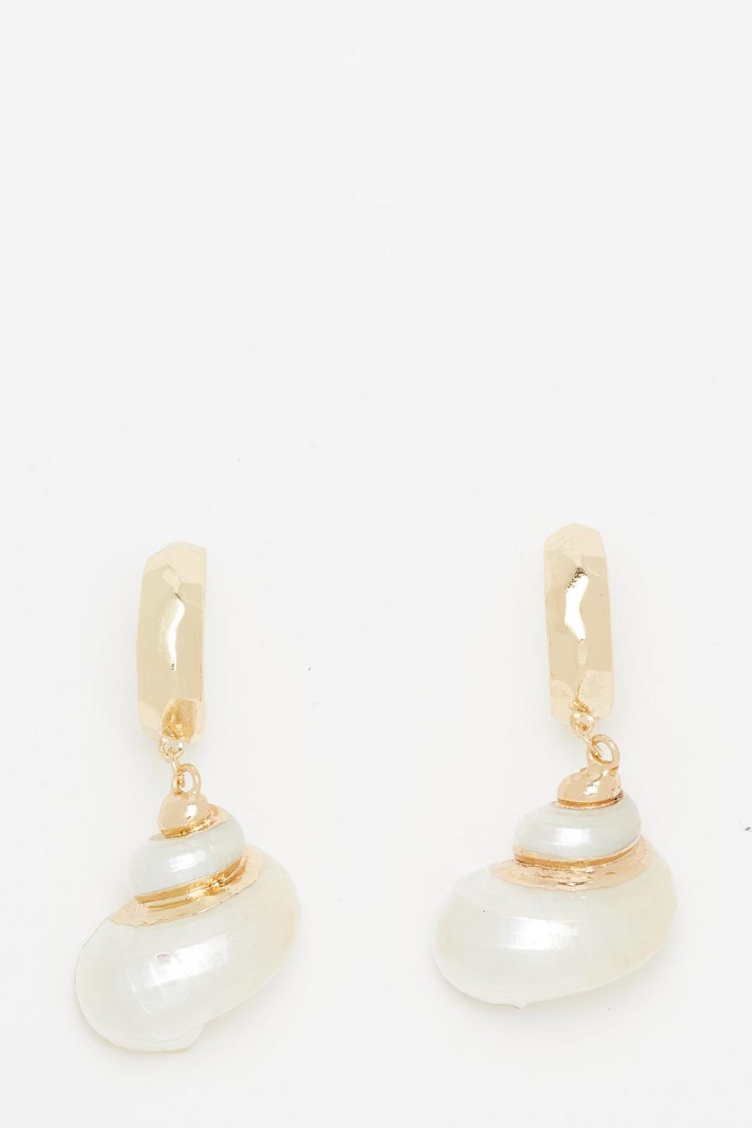Gold Cream Shell Hoop Earrings  image number 1