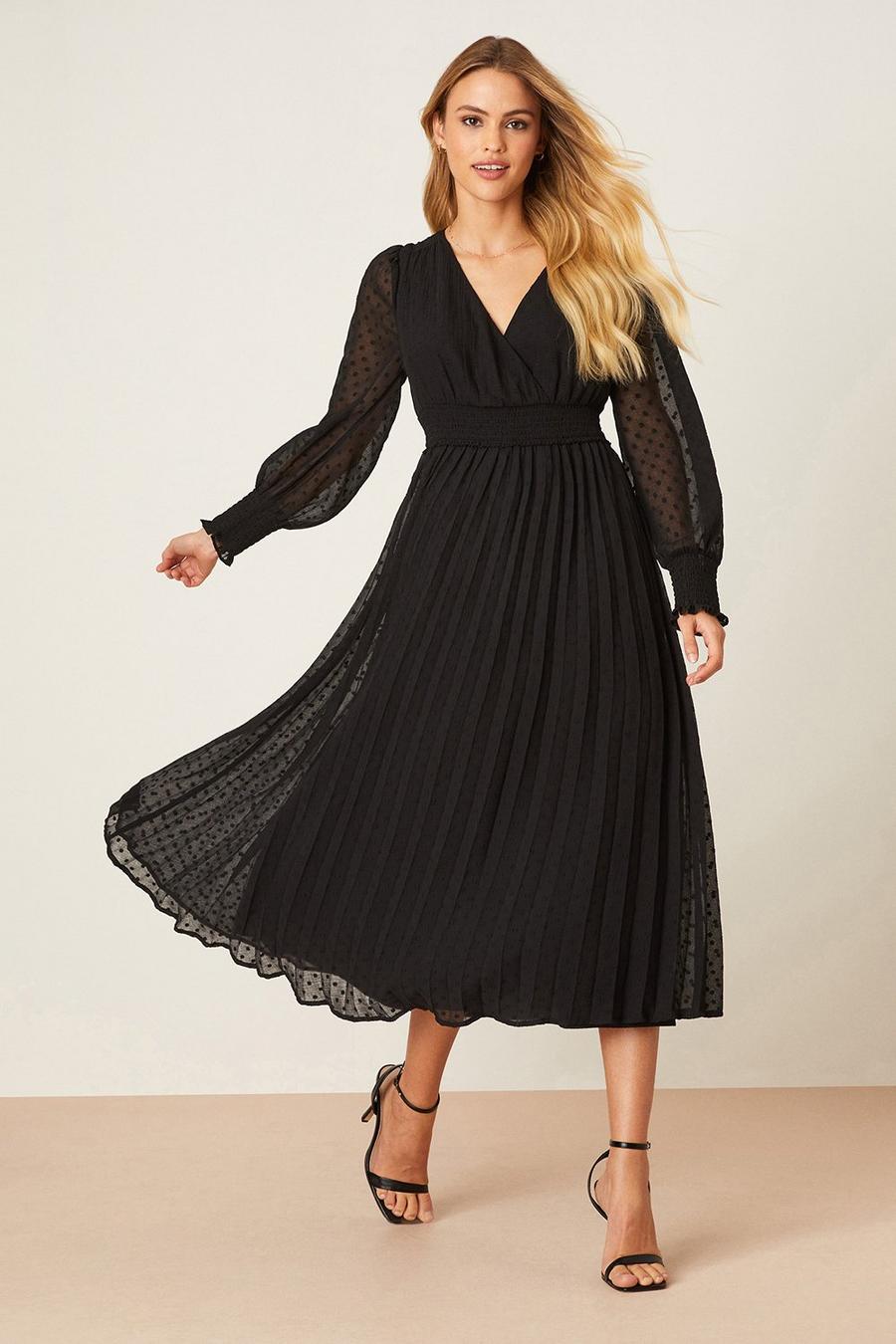 Black Textured Pleated Long Sleeve Midi Dress
