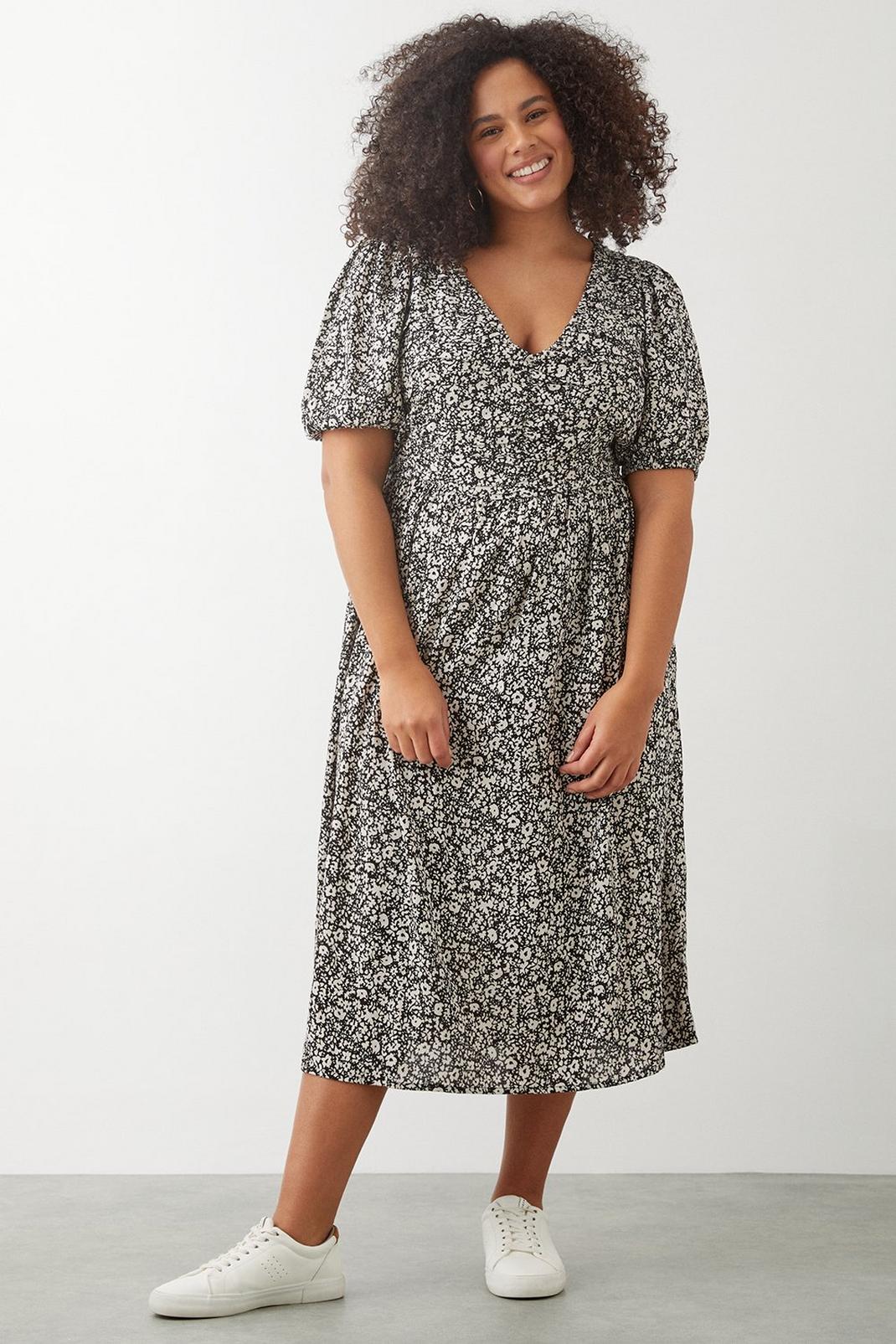 Curve Mono Ditsy Crinkle Ruched Front Midi Dress image number 1