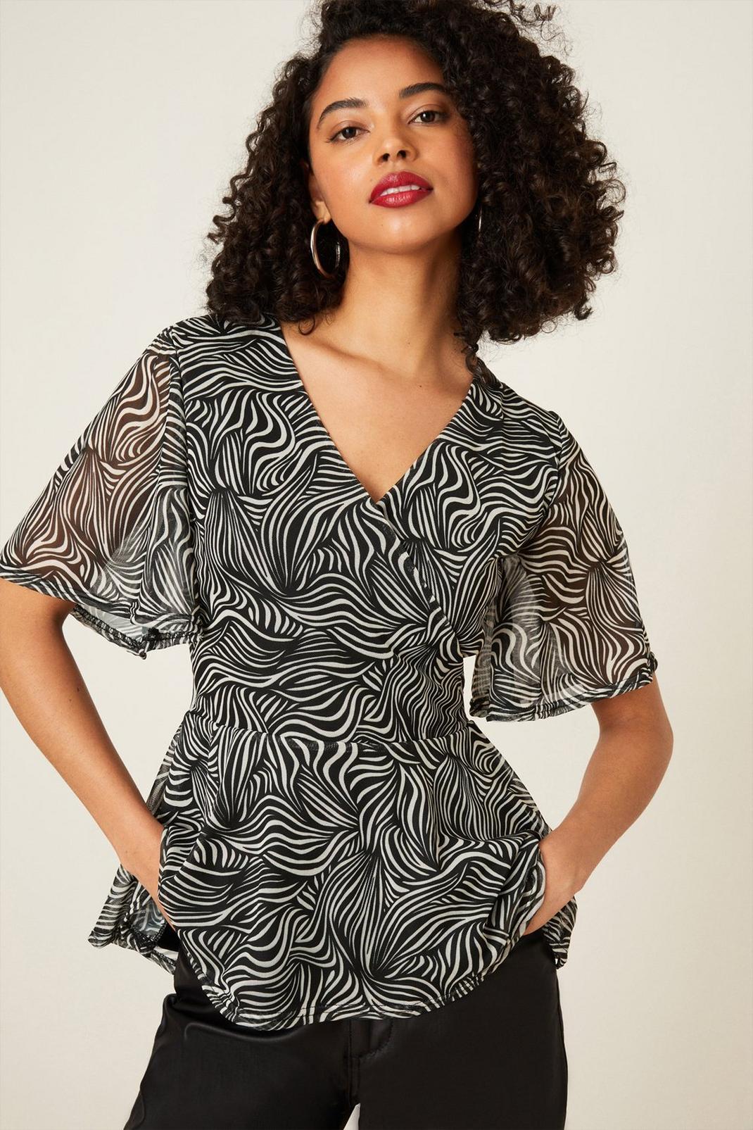 Multi Abstract Mesh Wrap Detail Printed Top image number 1
