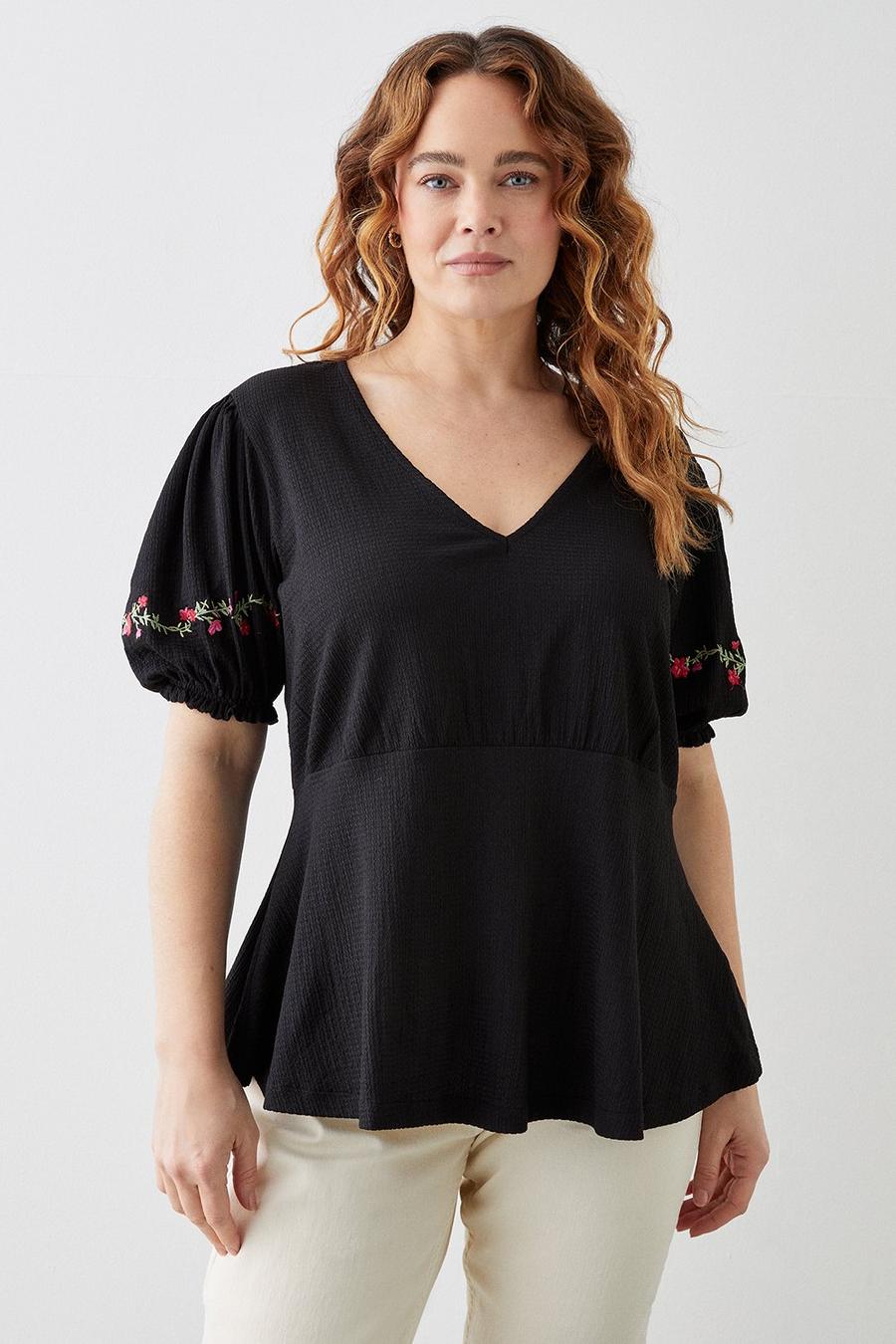Curve Embroidered Textured Top