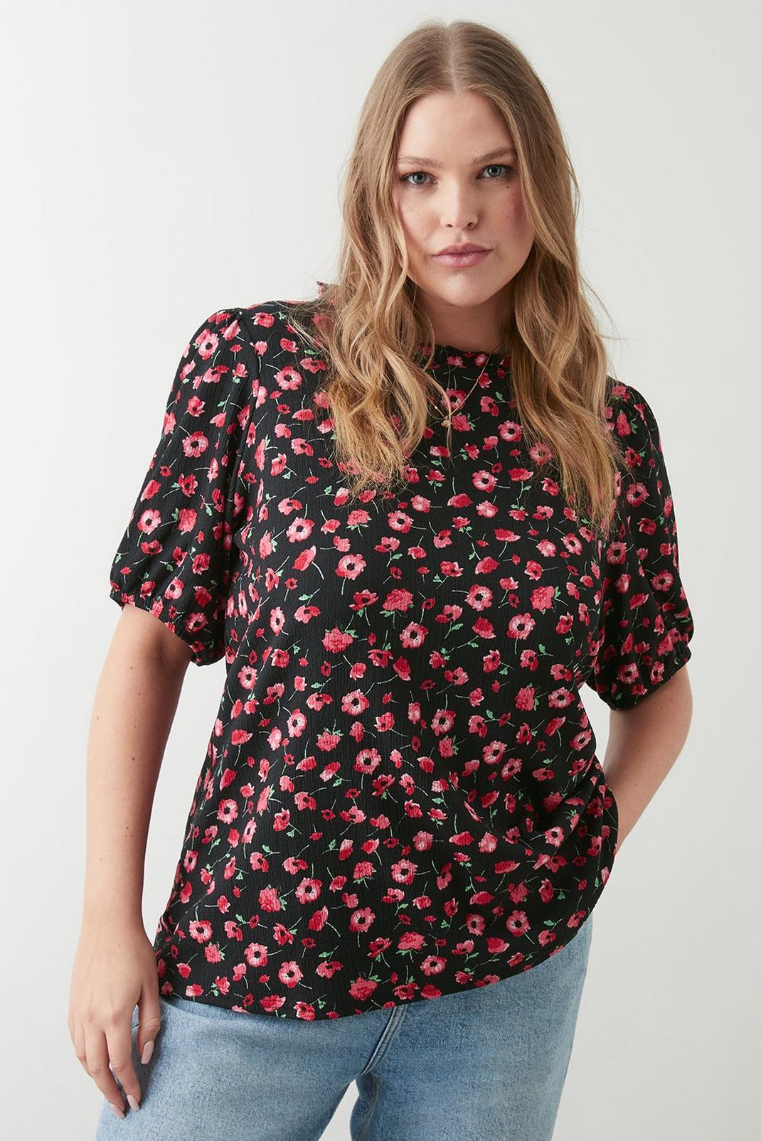 Curve Red Floral Textured Short Sleeve Blouse image number 1